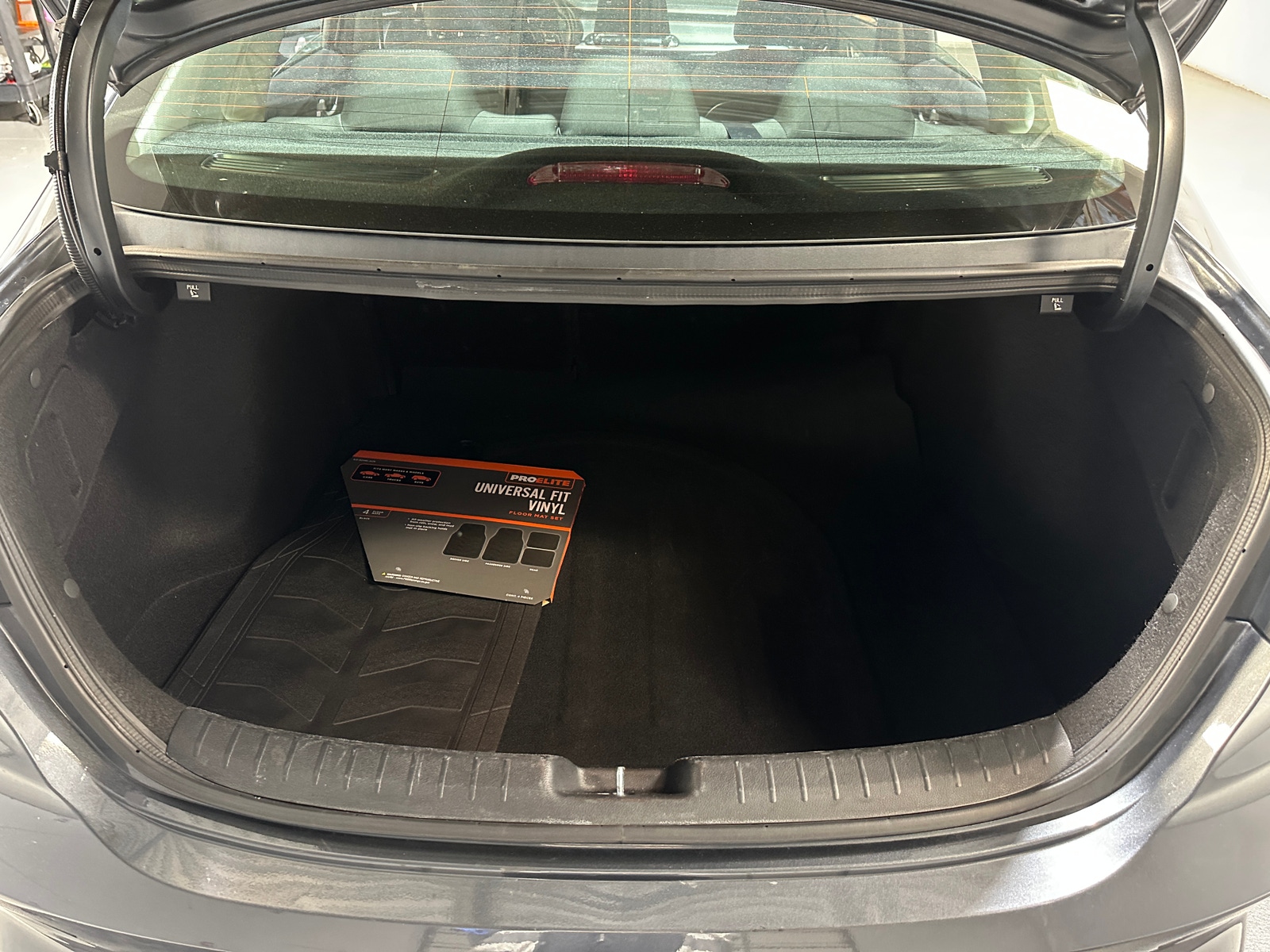 Thumbnail: 2024 Kia Forte - 7