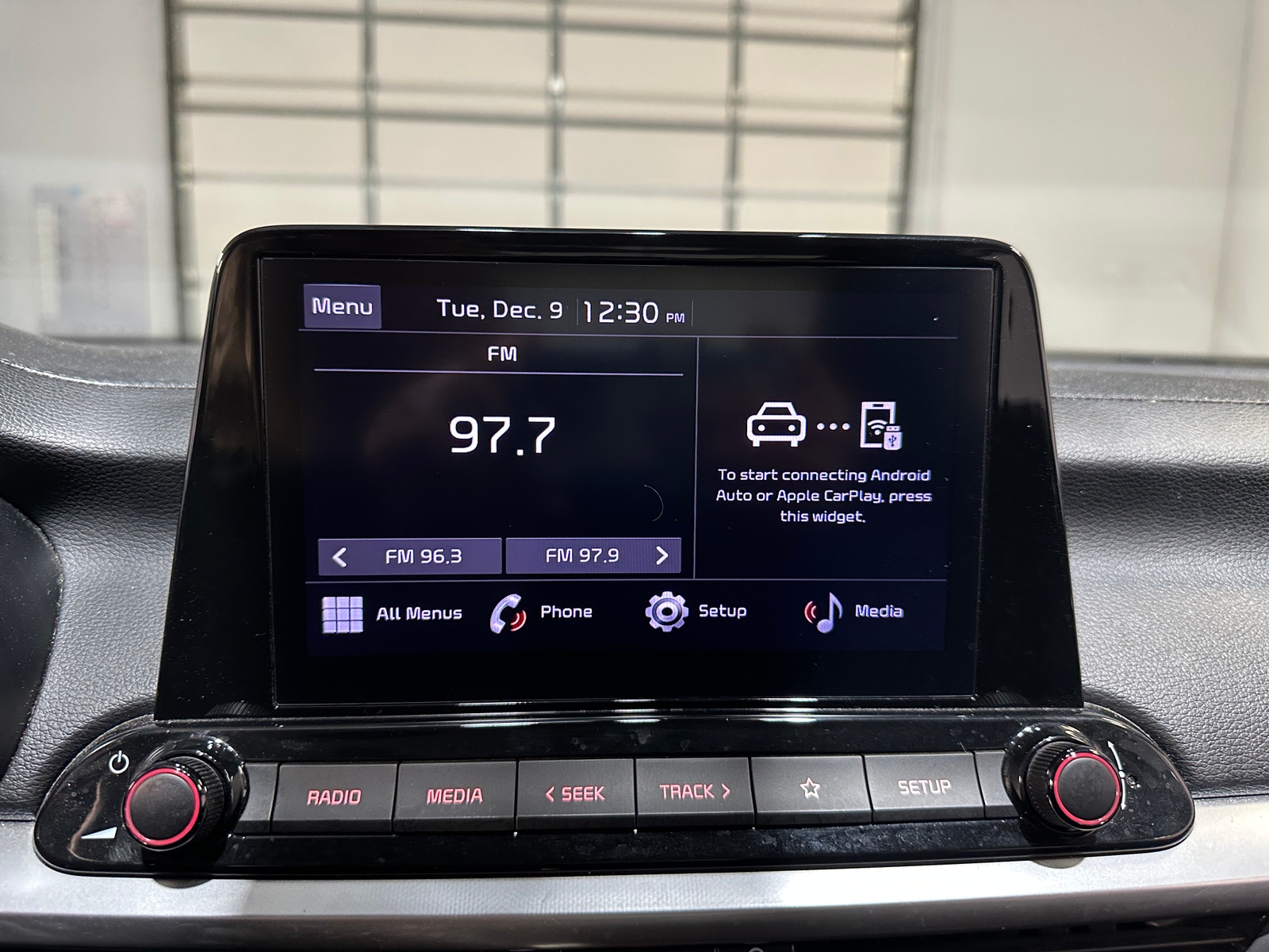 Thumbnail: 2024 Kia Forte - 4