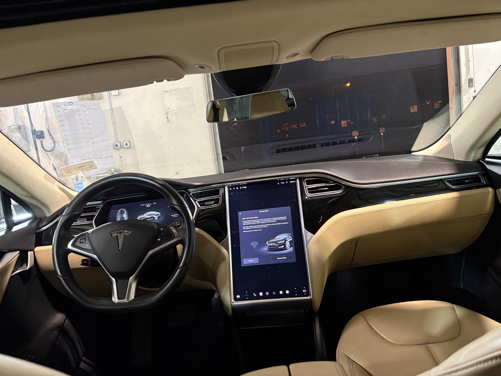 Thumbnail: 2014 Tesla Model S - 2