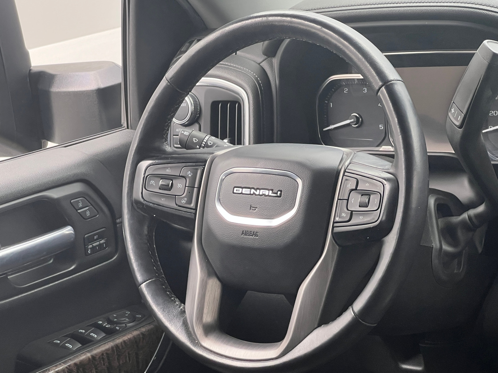 Thumbnail: 2021 GMC Sierra 2500 - 4