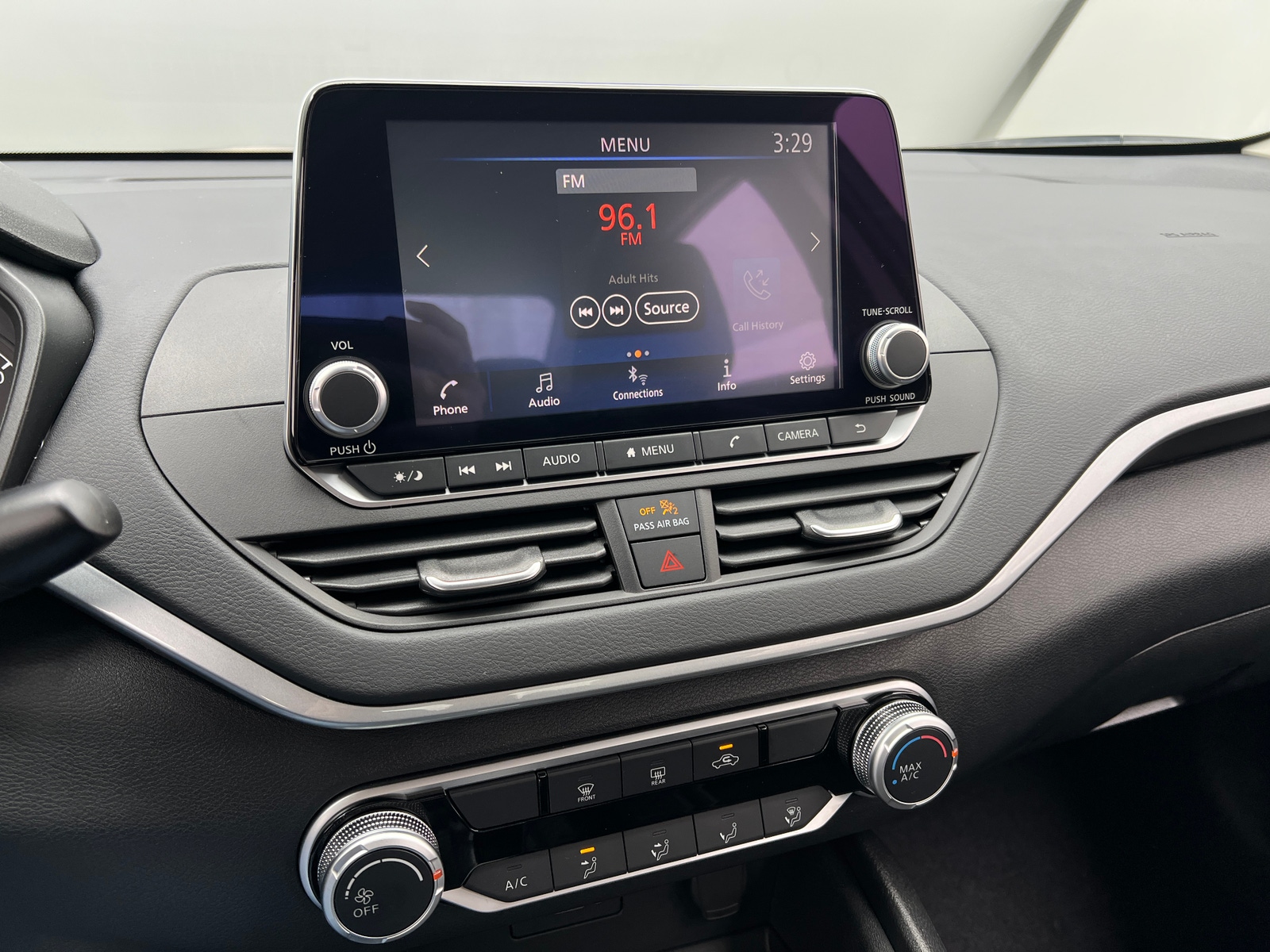 Thumbnail: 2025 Nissan Altima - 4