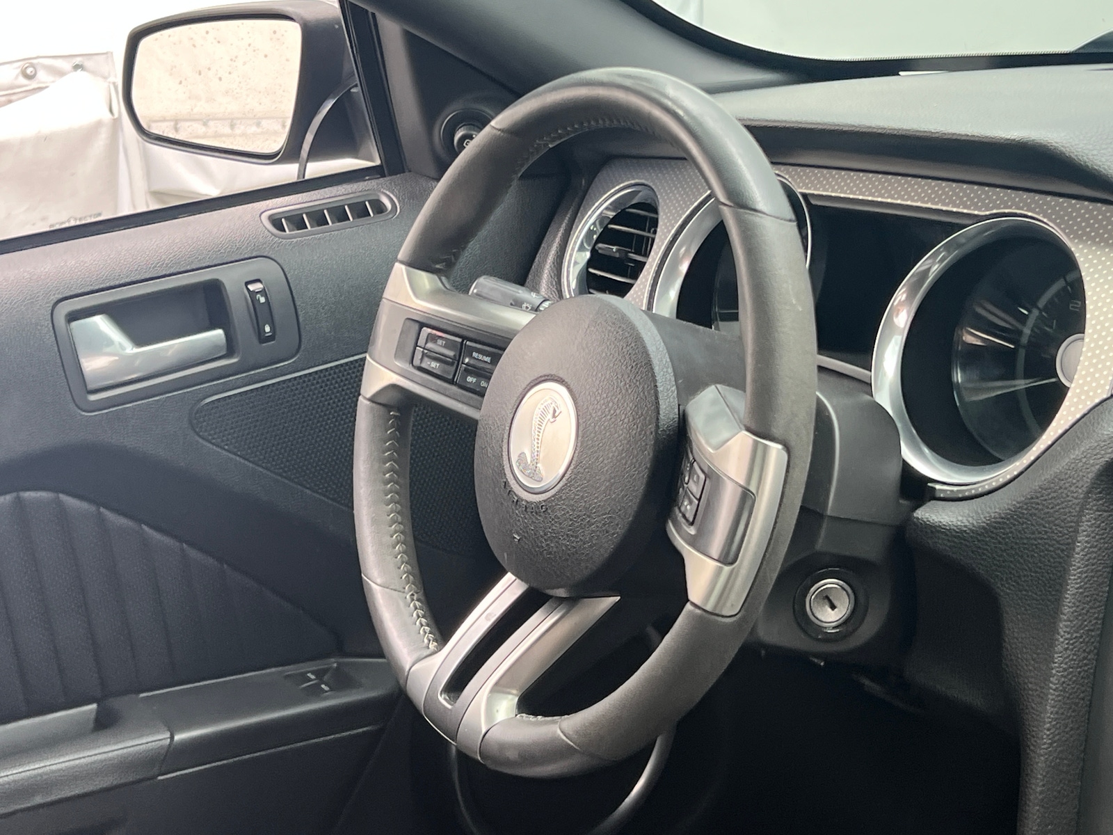 Thumbnail: 2010 Ford Mustang - 3