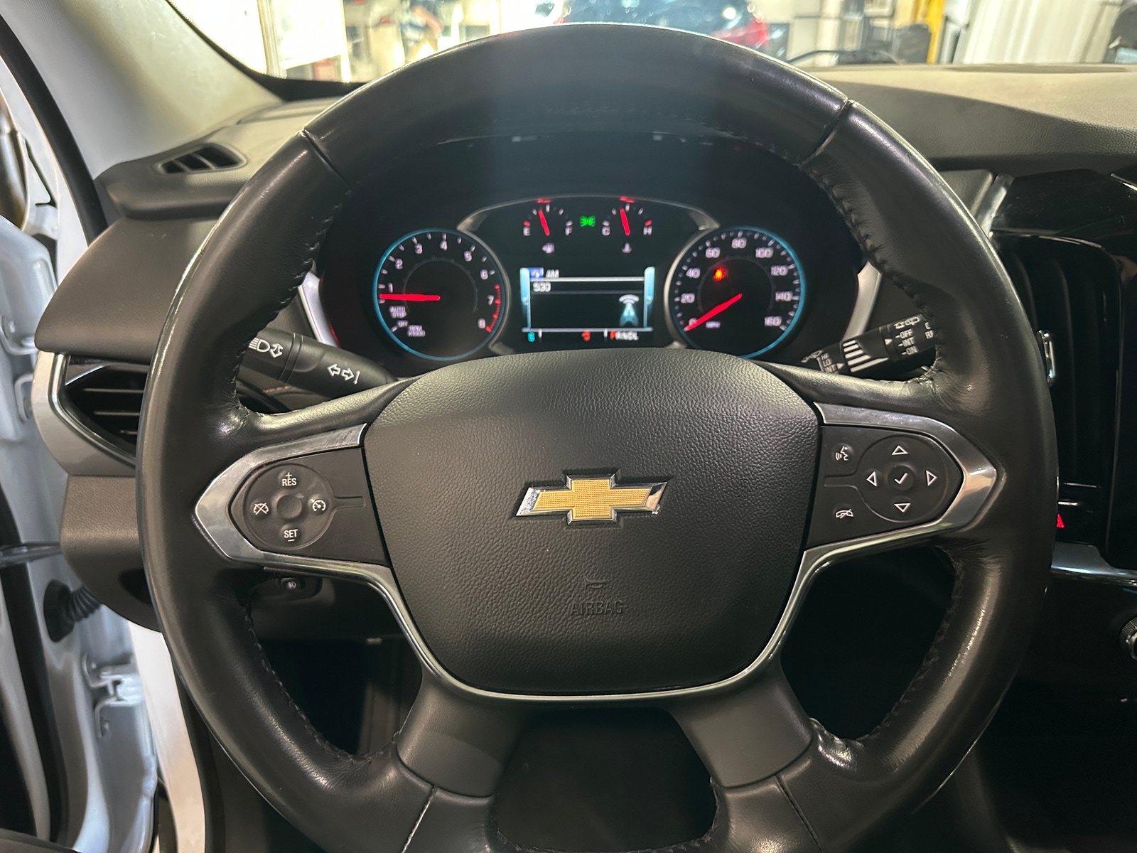 Thumbnail: 2018 Chevrolet Traverse - 4