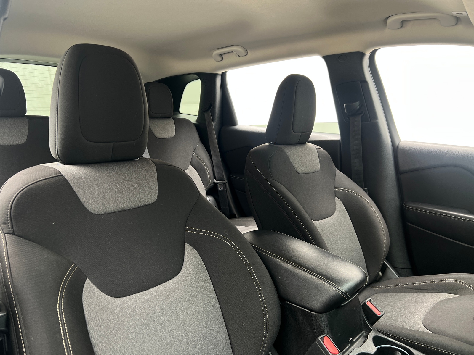 Thumbnail: 2018 Jeep Cherokee - 2