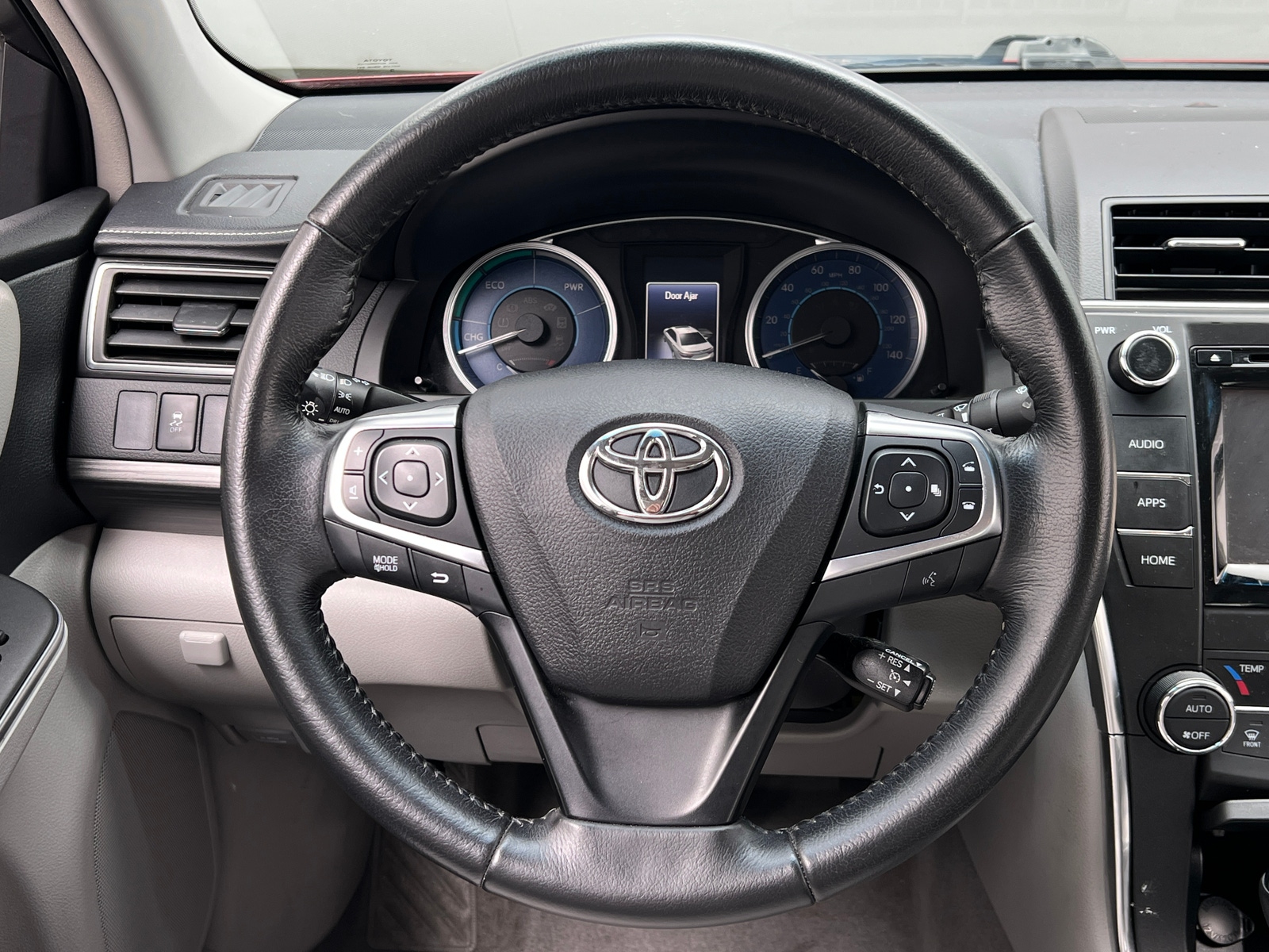 Thumbnail: 2016 Toyota Camry - 4