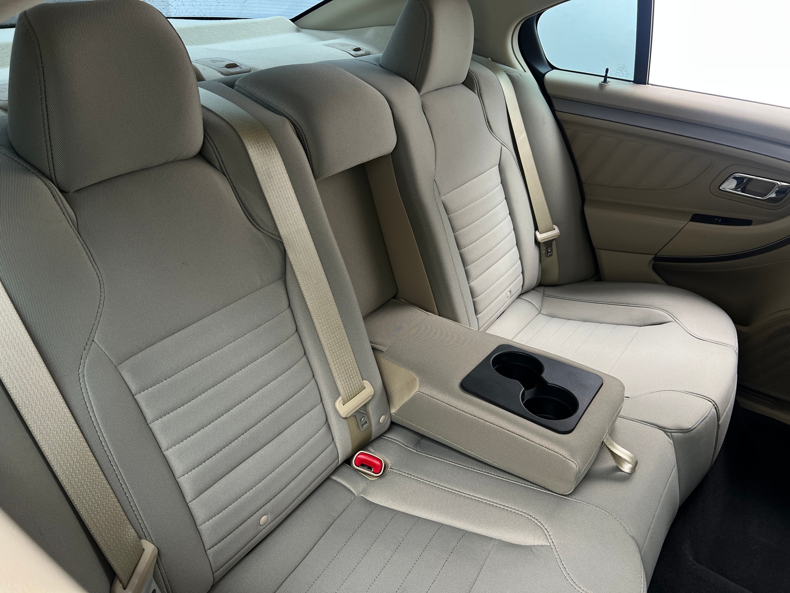 Thumbnail: 2018 Ford Taurus - 6