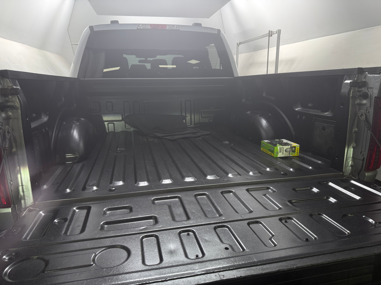 Thumbnail: 2024 Ford Econoline - 7