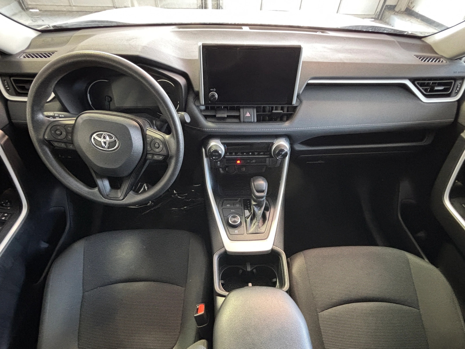 Thumbnail: 2025 Toyota RAV4 - 3