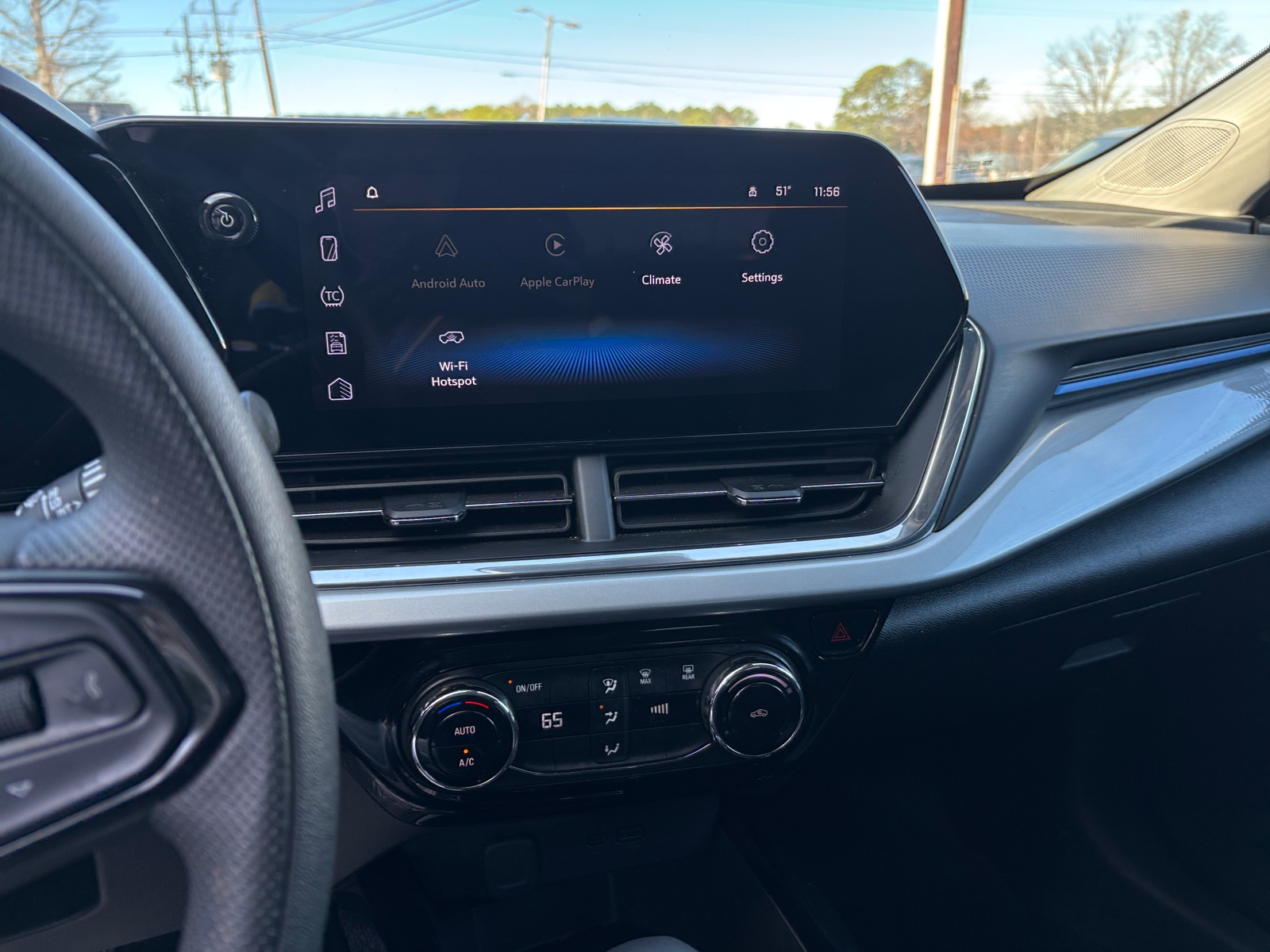 Thumbnail: 2025 Chevrolet Trax - 4