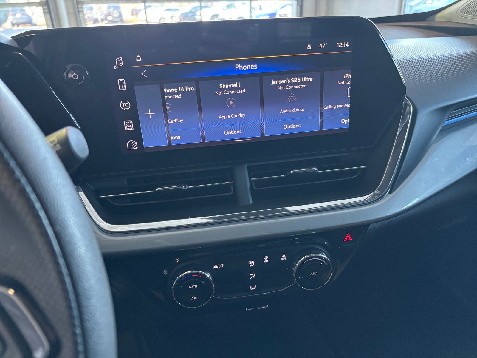 Thumbnail: 2025 Chevrolet Trax - 4