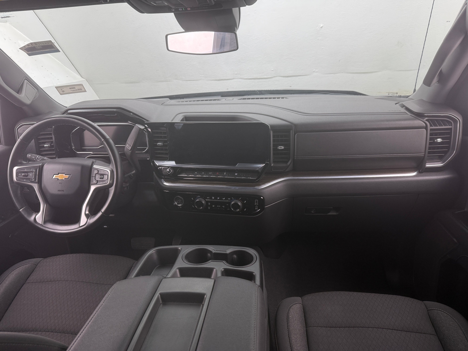 Thumbnail: 2024 Chevrolet Silverado 1500 - 3