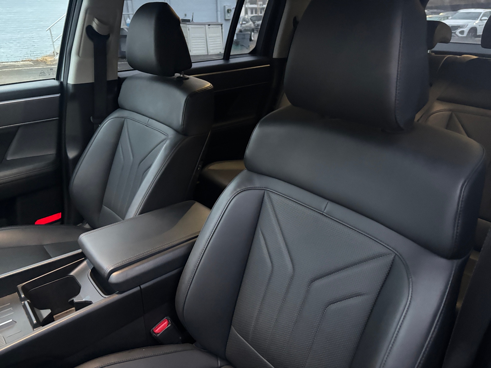 Thumbnail: 2025 Hyundai Santa Fe - 2