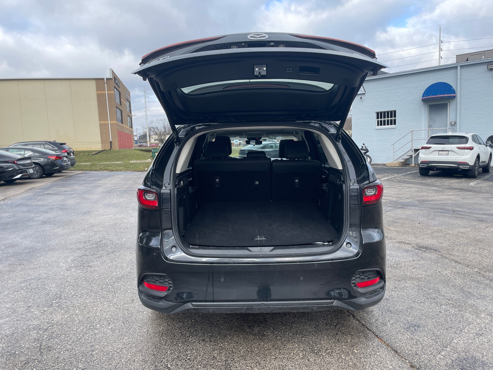 Thumbnail: 2025 Mazda CX-70 - 6