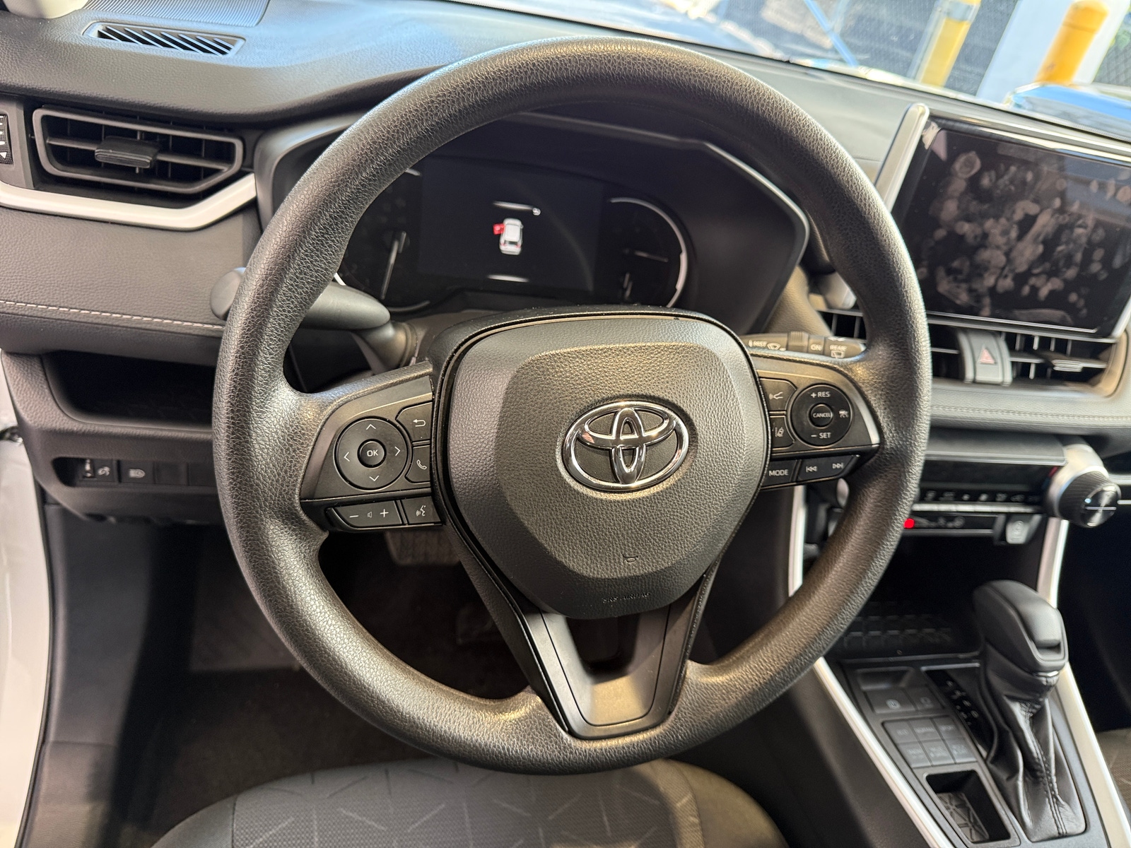 Thumbnail: 2025 Toyota RAV4 - 5