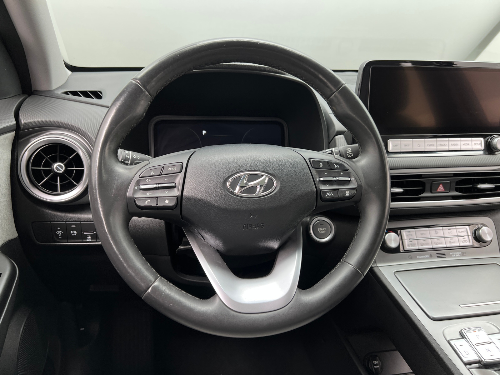 Thumbnail: 2023 Hyundai Kona - 4