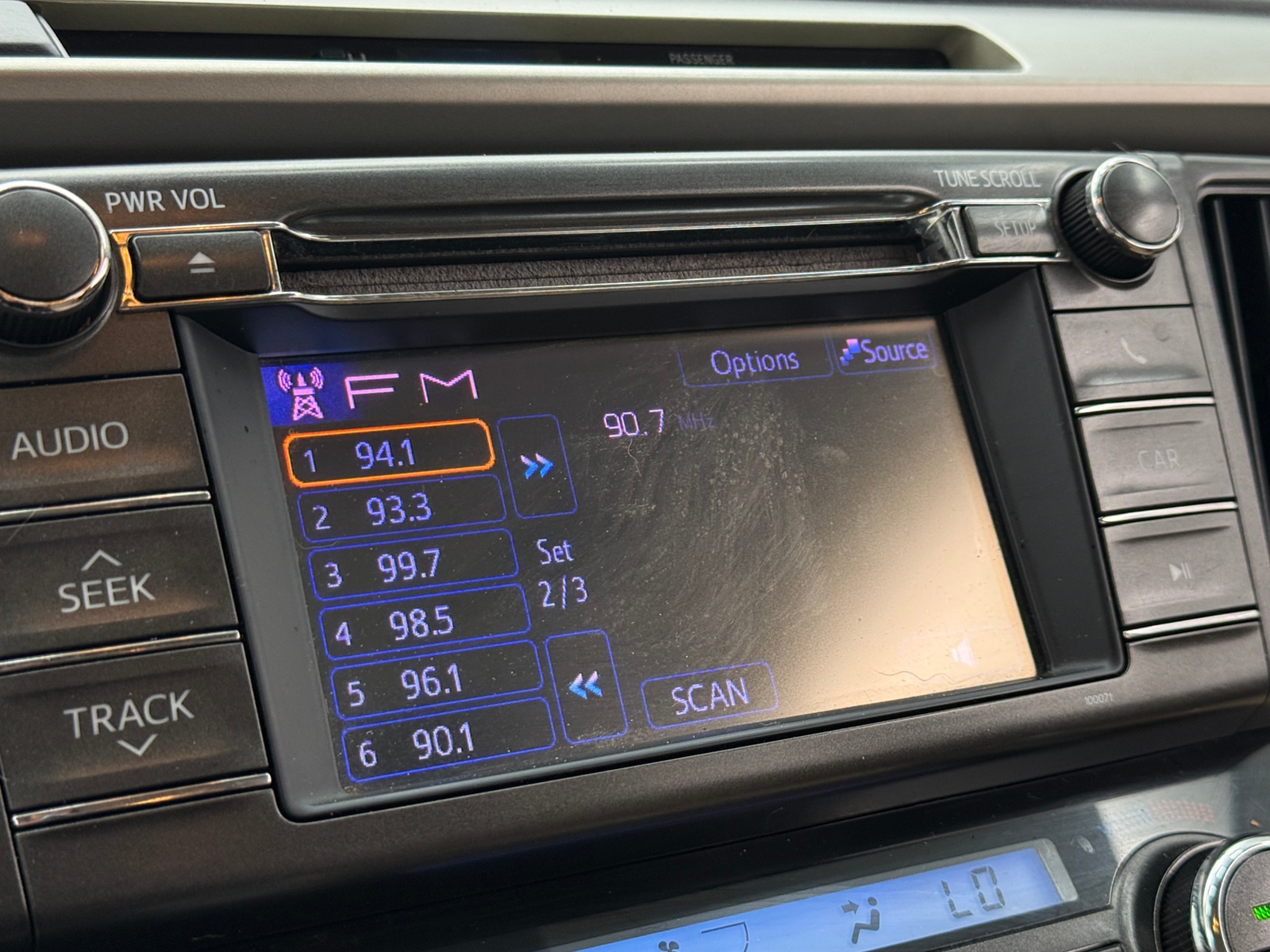 Thumbnail: 2013 Toyota RAV4 - 4