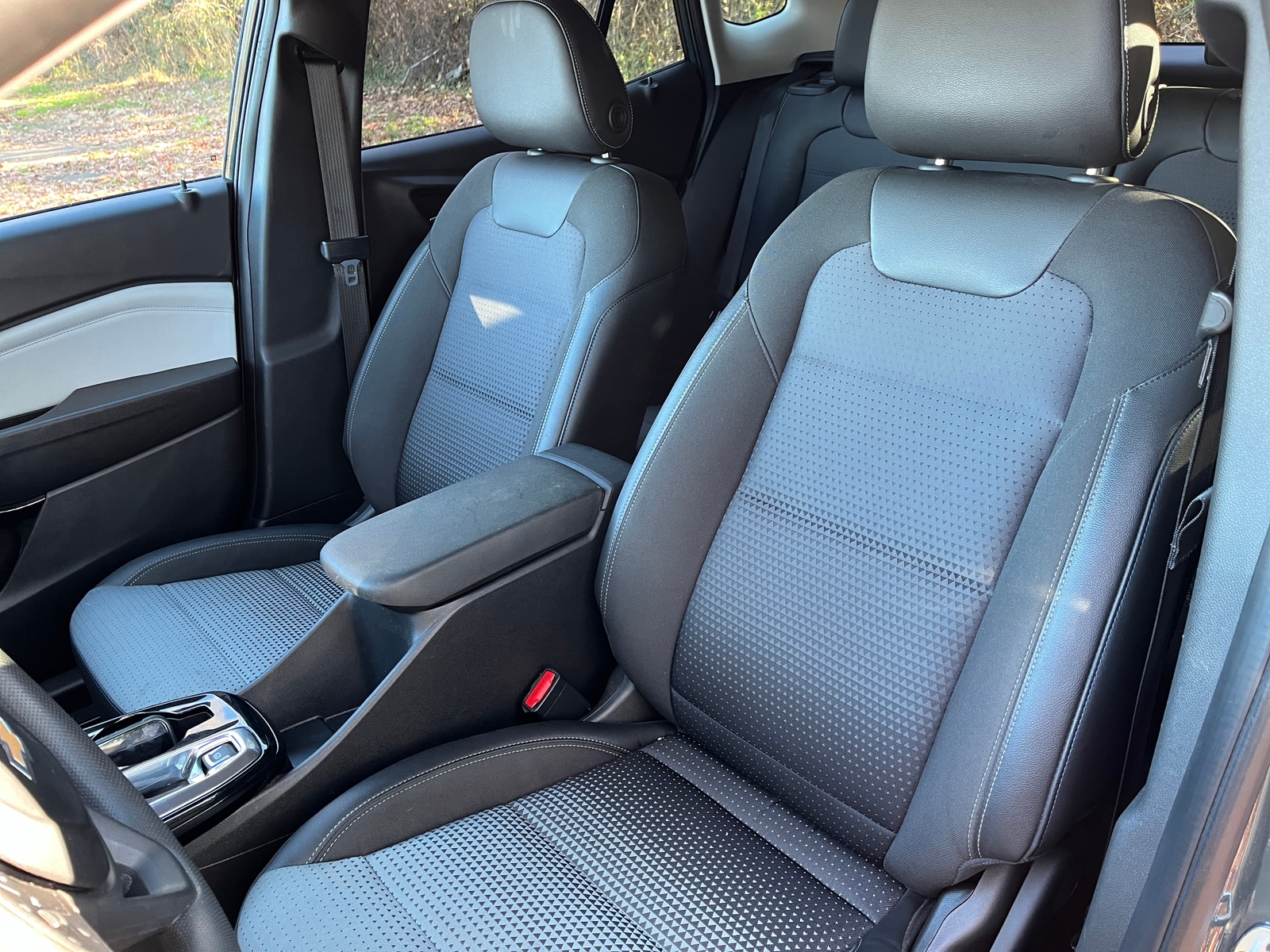 Thumbnail: 2025 Chevrolet Trax - 2