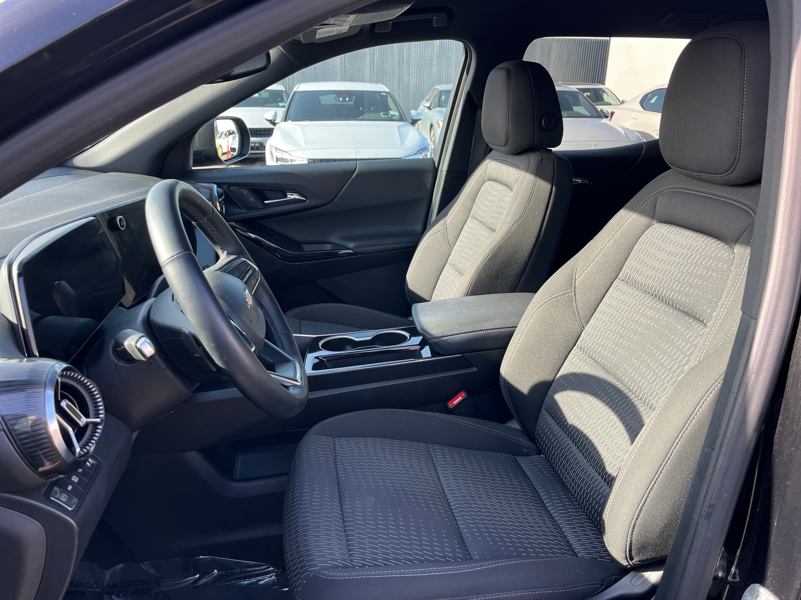 Thumbnail: 2025 Chevrolet Equinox - 2