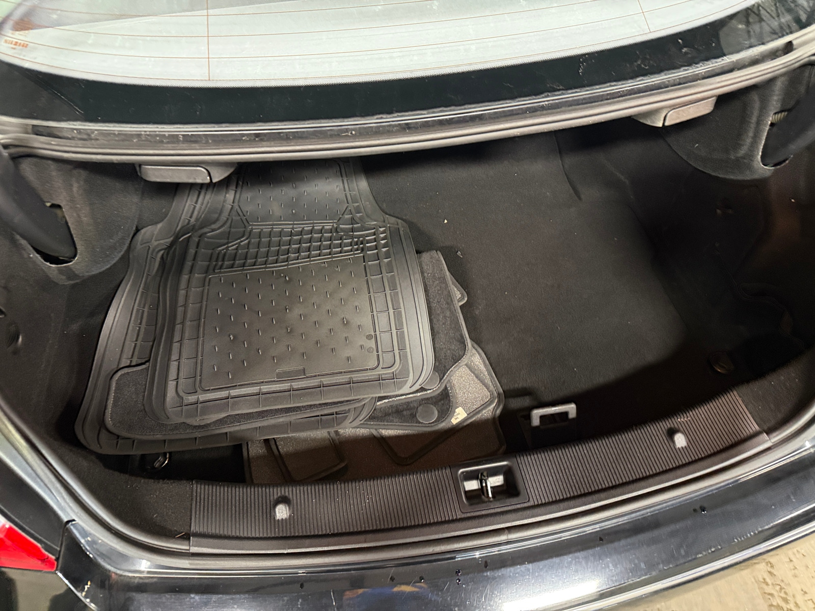 Thumbnail: 2013 Mercedes-Benz E-Class - 5