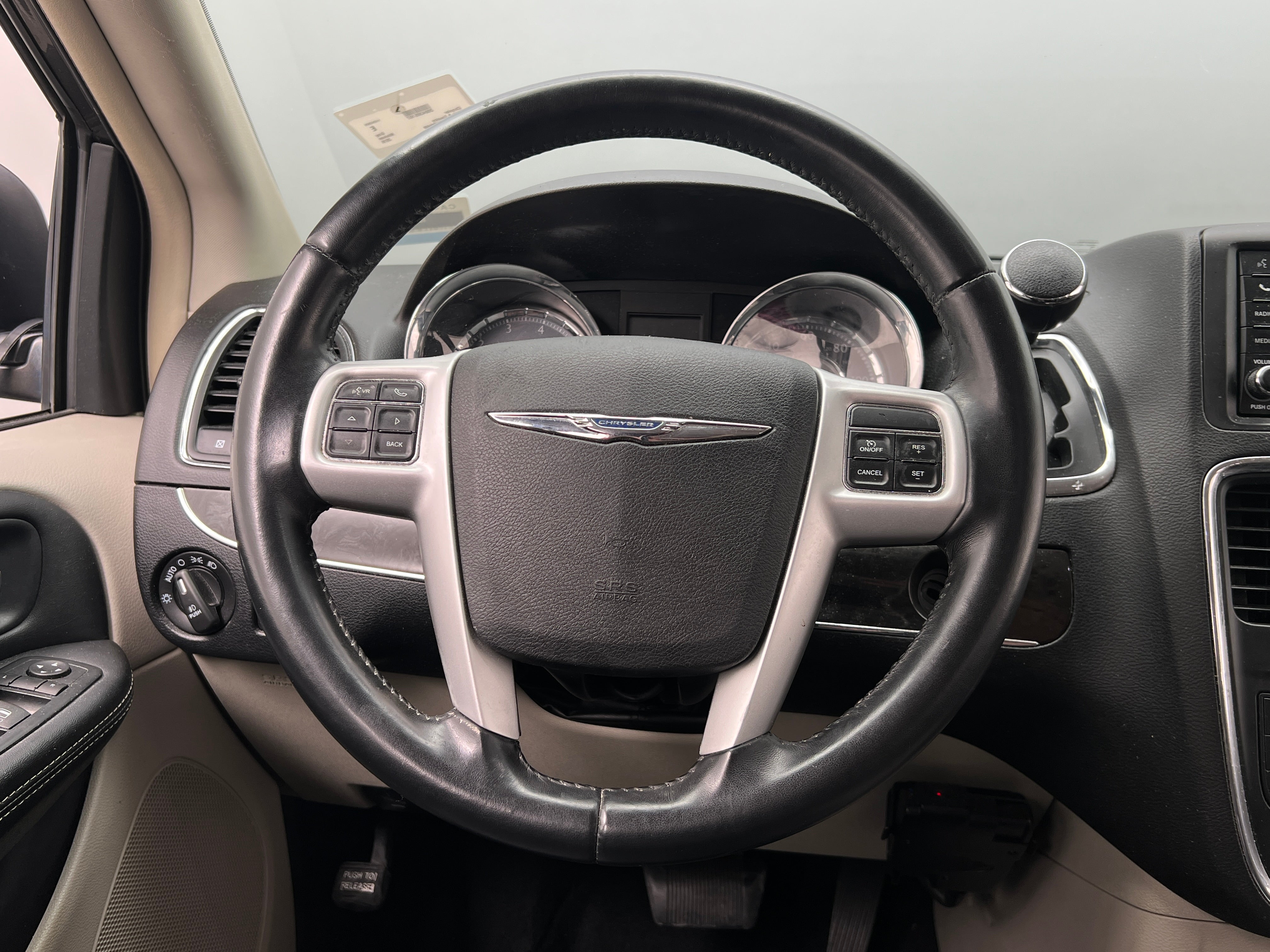 2016 Chrysler Town & Country