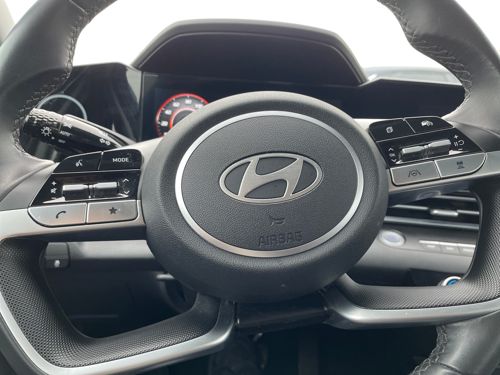 Thumbnail: 2025 Hyundai Elantra - 5