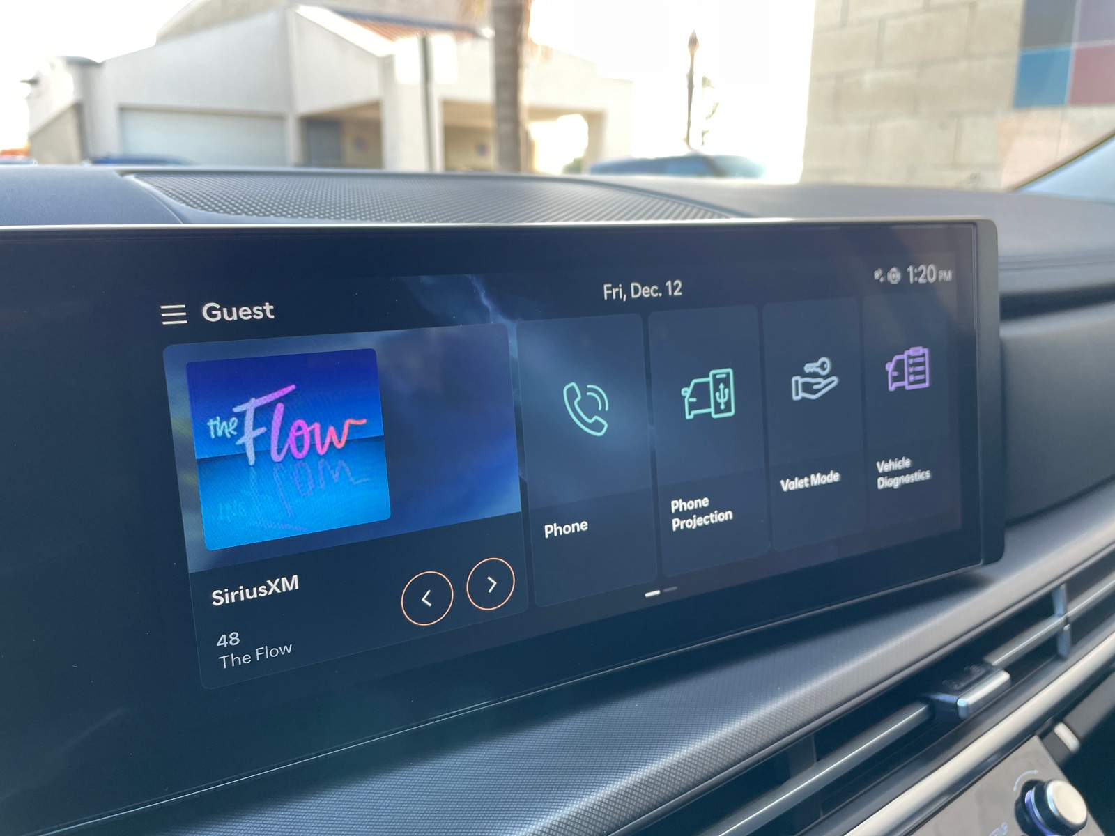 Thumbnail: 2025 Hyundai Santa Fe - 4