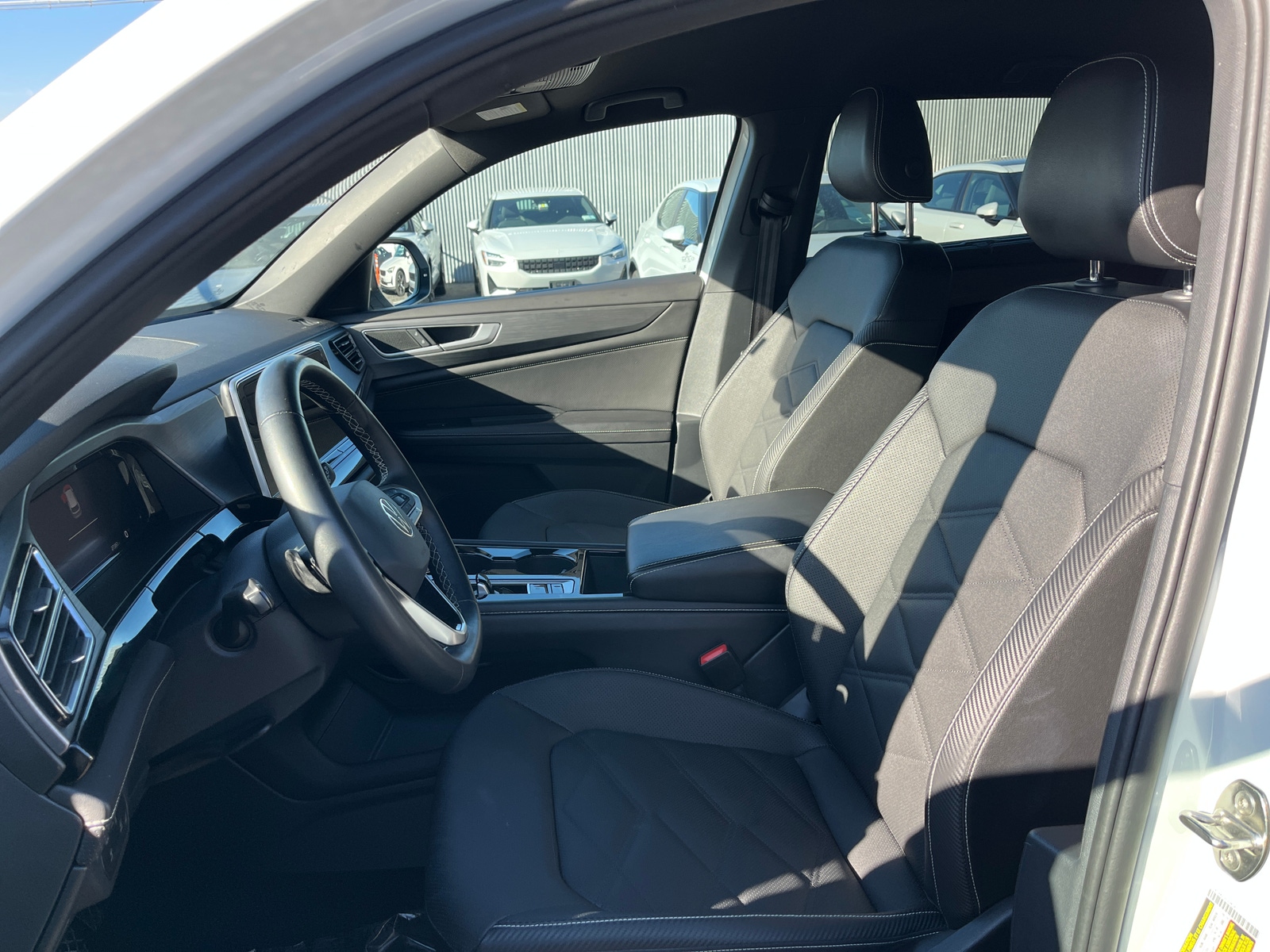 Thumbnail: 2025 Volkswagen Atlas - 2