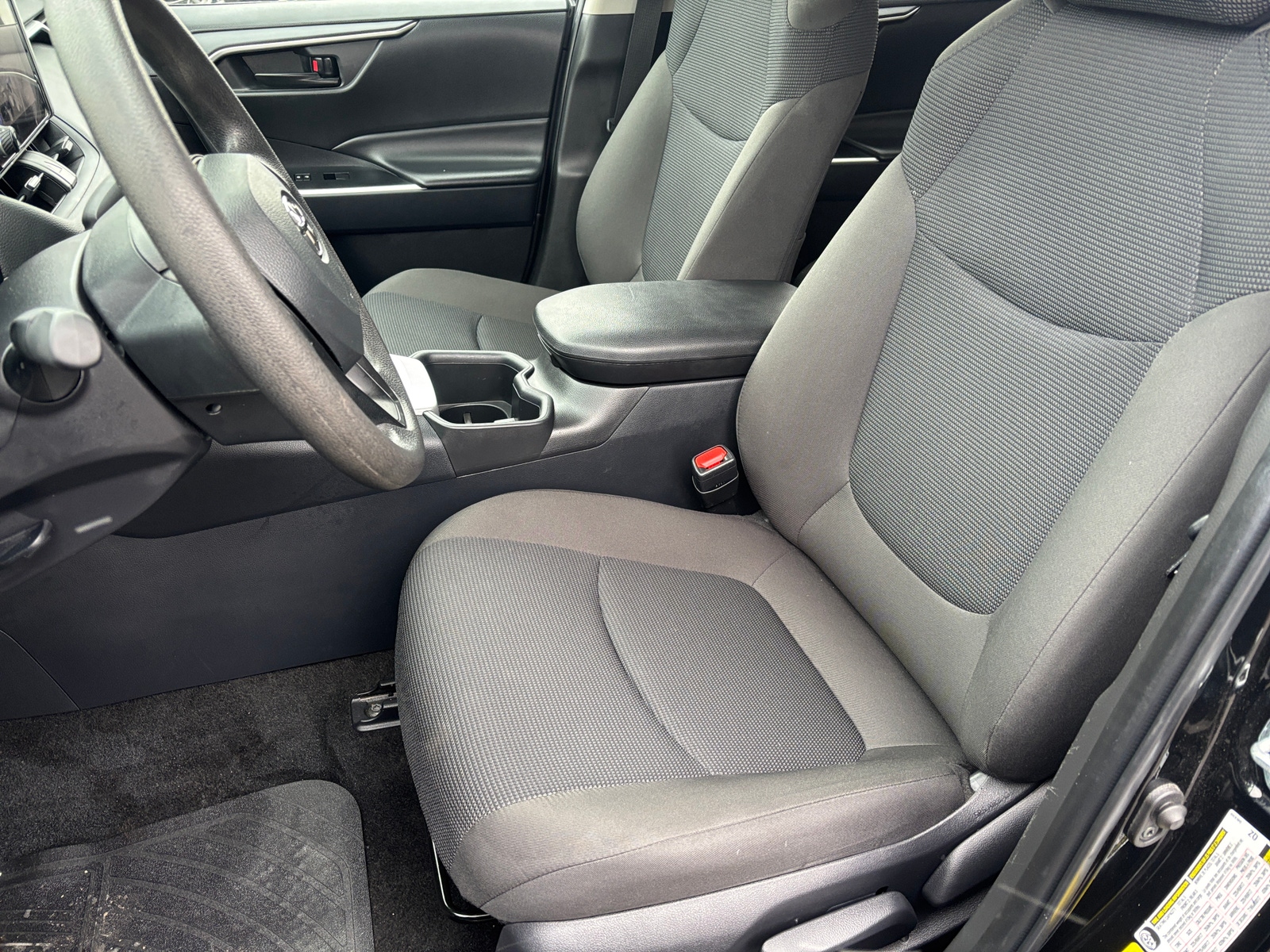 Thumbnail: 2025 Toyota RAV4 - 2