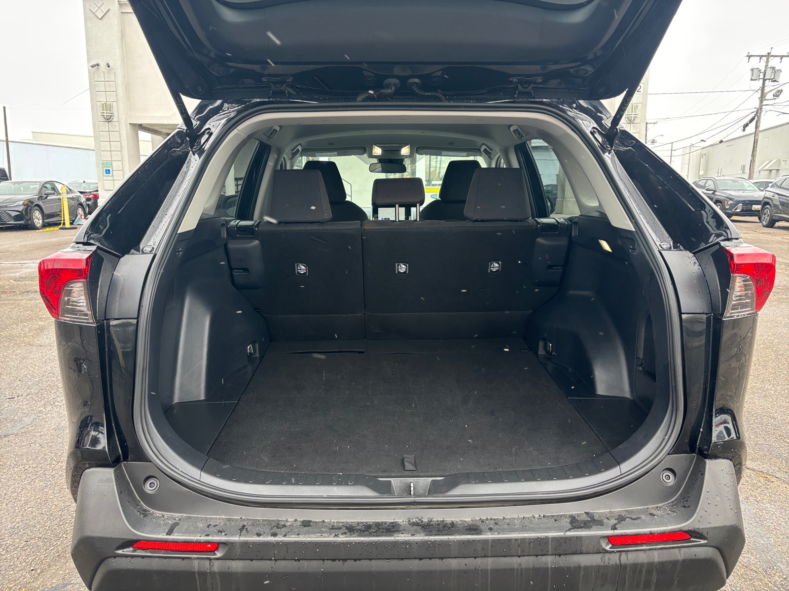 Thumbnail: 2025 Toyota RAV4 - 5