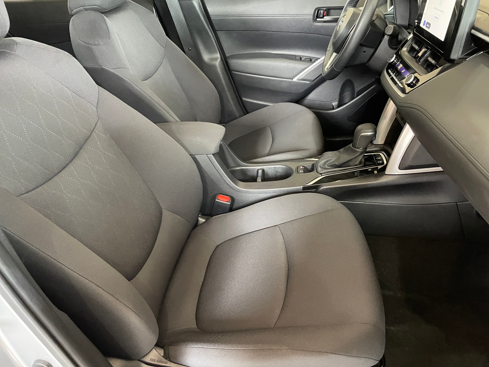 Thumbnail: 2025 Toyota Corolla Cross - 2