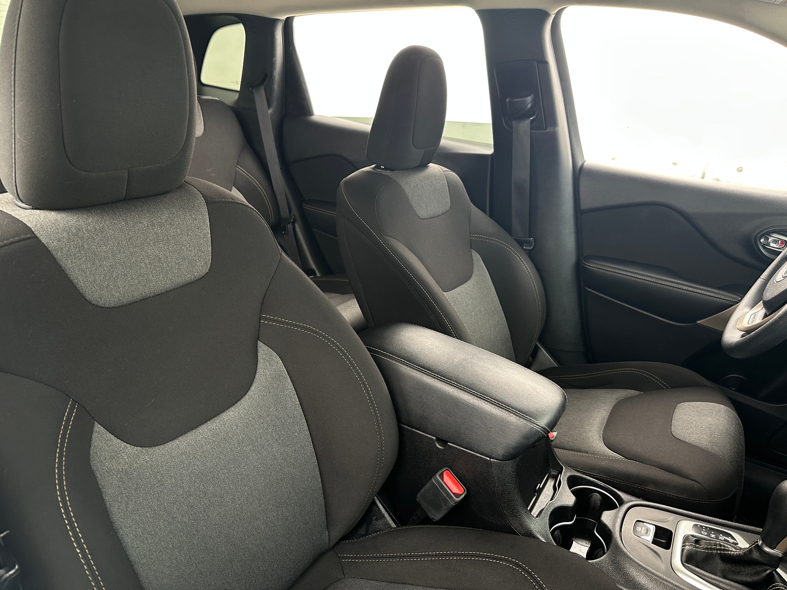 Thumbnail: 2018 Jeep Cherokee - 2