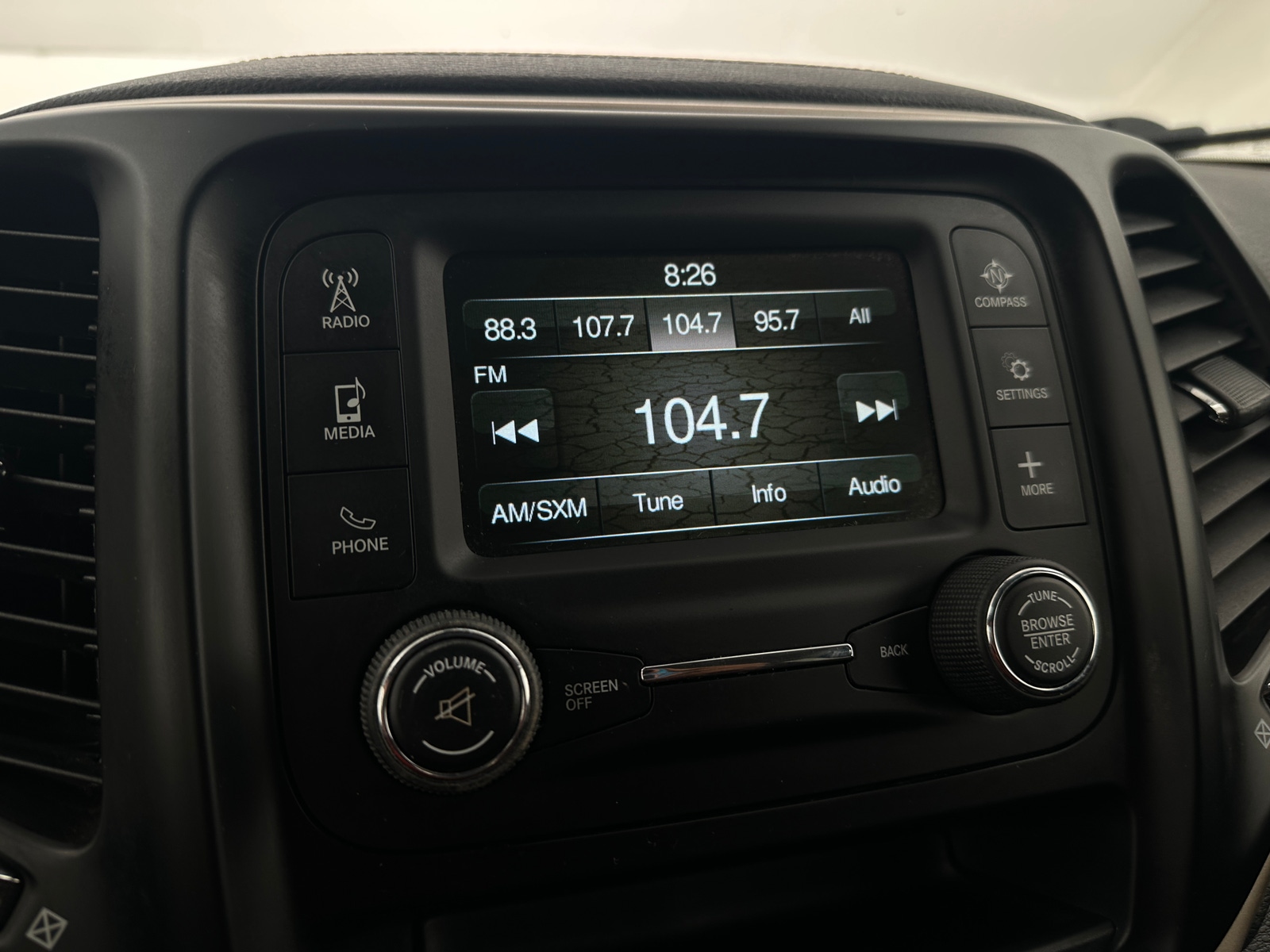 Thumbnail: 2018 Jeep Cherokee - 4