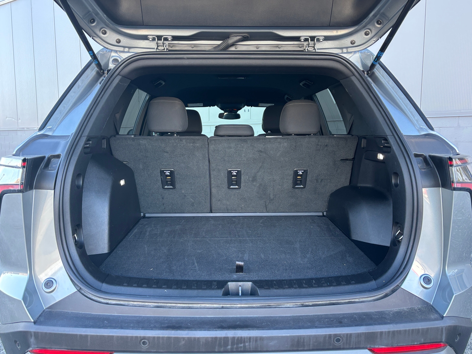 Thumbnail: 2025 Chevrolet Equinox - 6