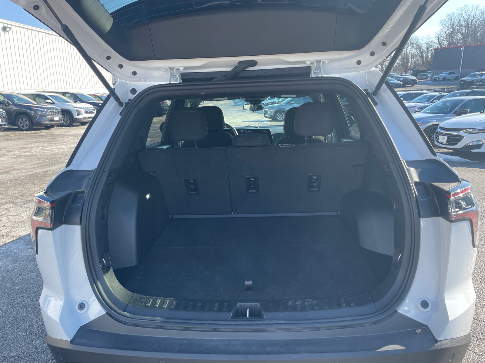 Thumbnail: 2025 Chevrolet Equinox - 6