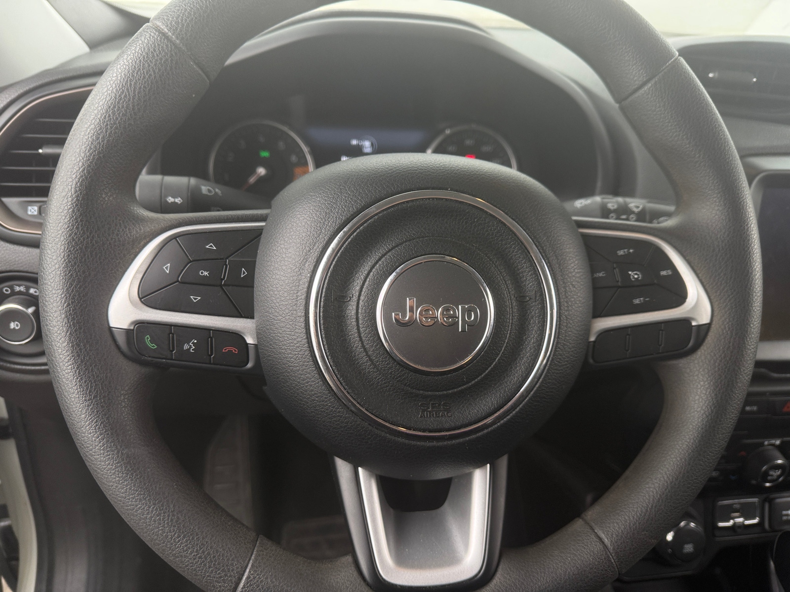 Thumbnail: 2023 Jeep Renegade - 5