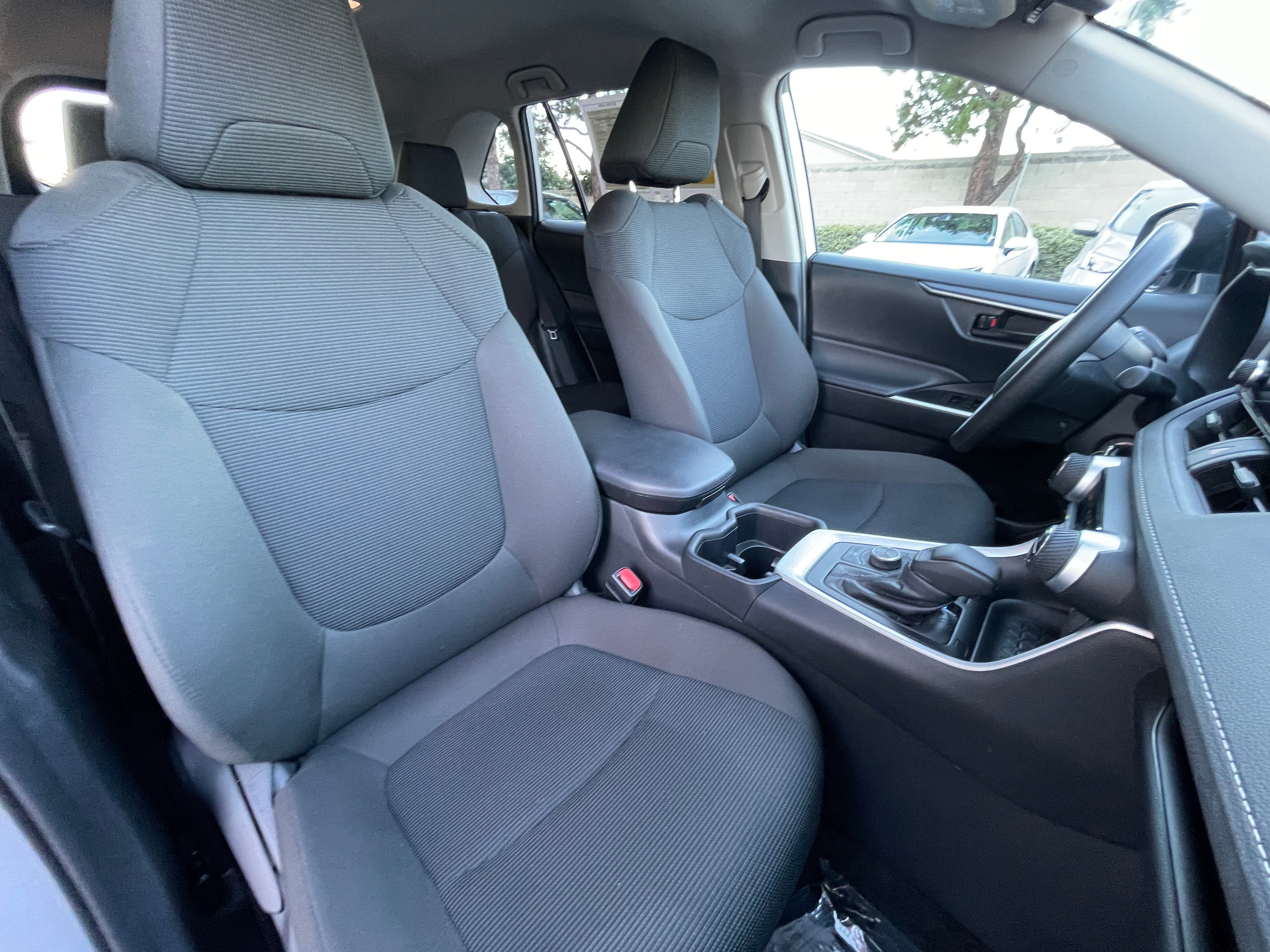 Thumbnail: 2025 Toyota RAV4 - 2