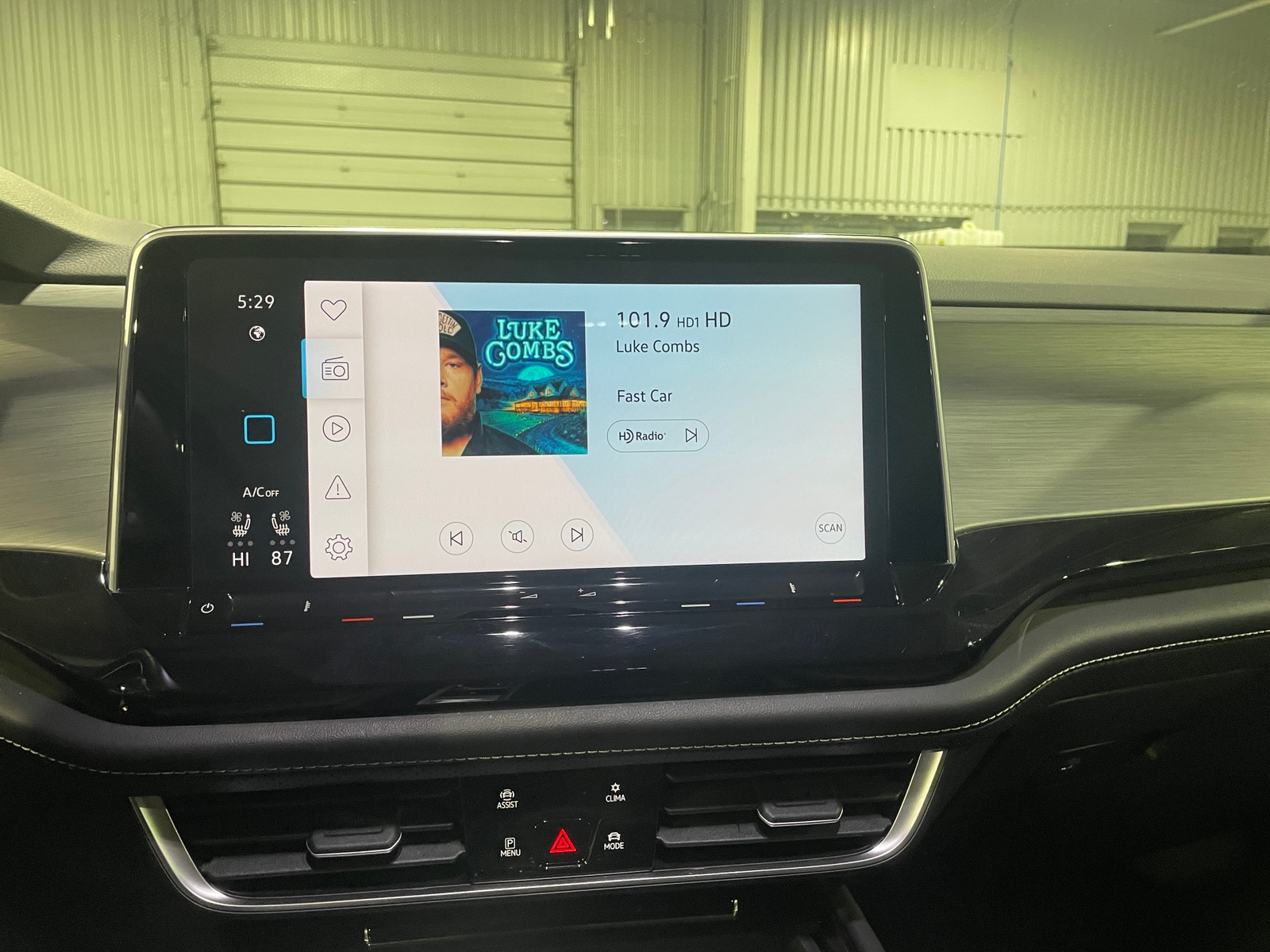 Thumbnail: 2025 Volkswagen Atlas - 4