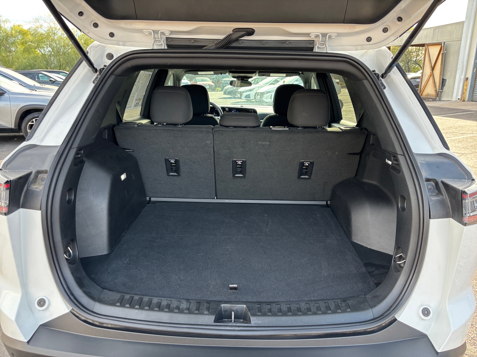 Thumbnail: 2025 Chevrolet Equinox - 6