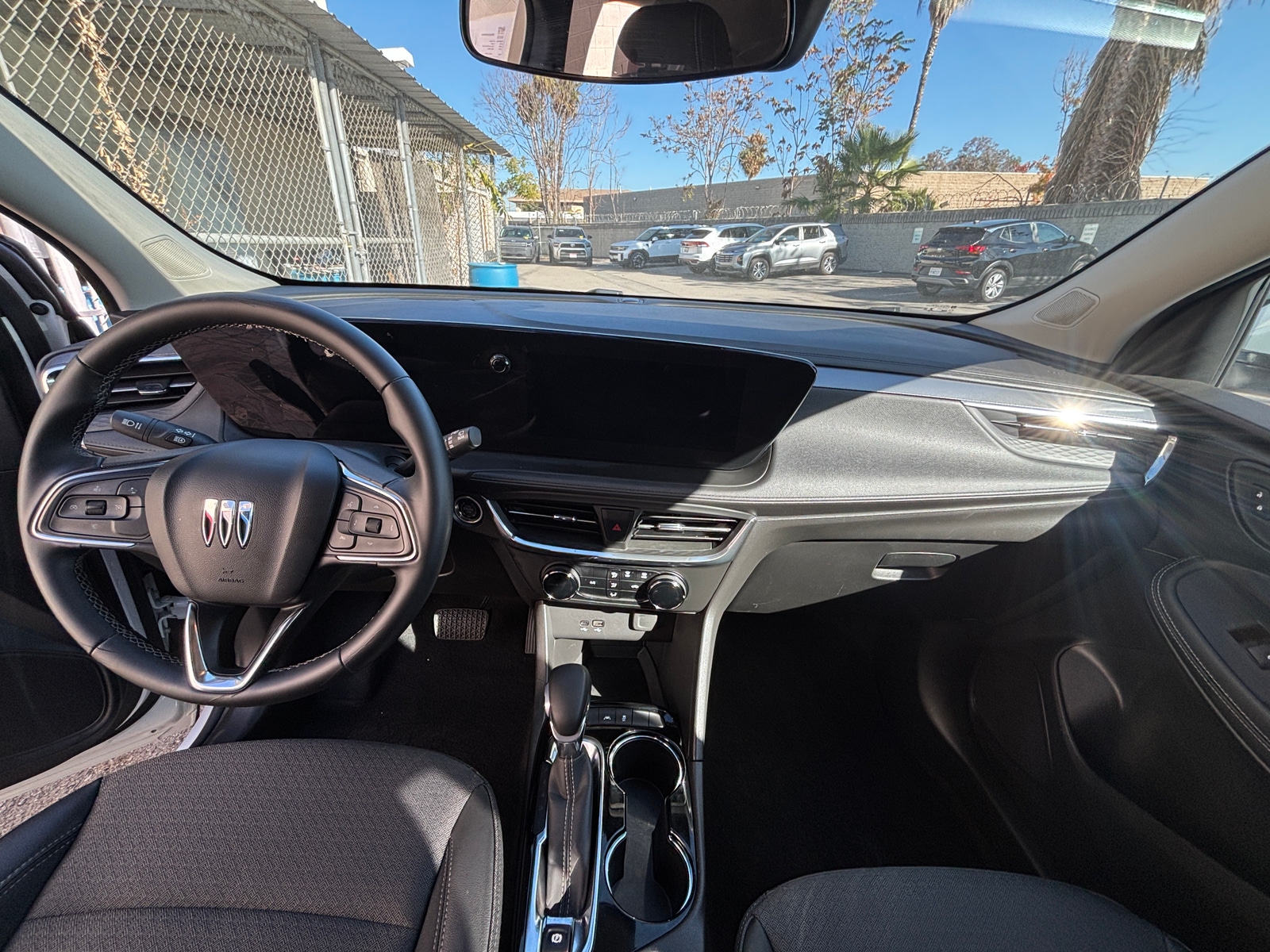 Thumbnail: 2025 Buick Encore GX - 3