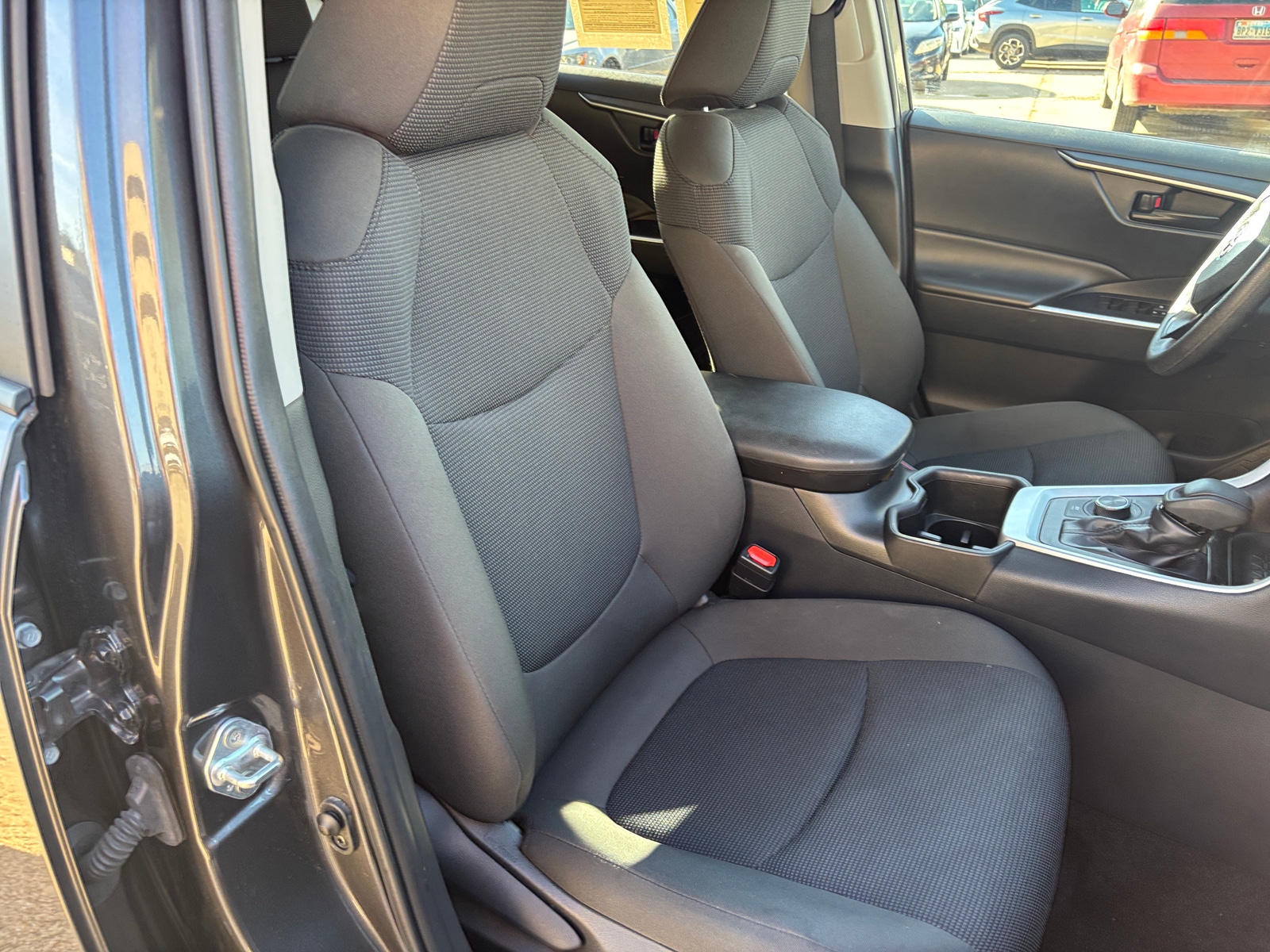 Thumbnail: 2025 Toyota RAV4 - 2