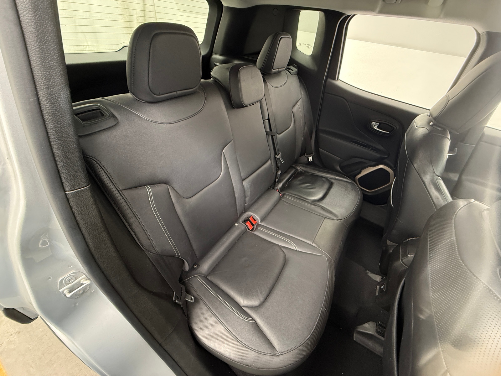 Thumbnail: 2017 Jeep Renegade - 5