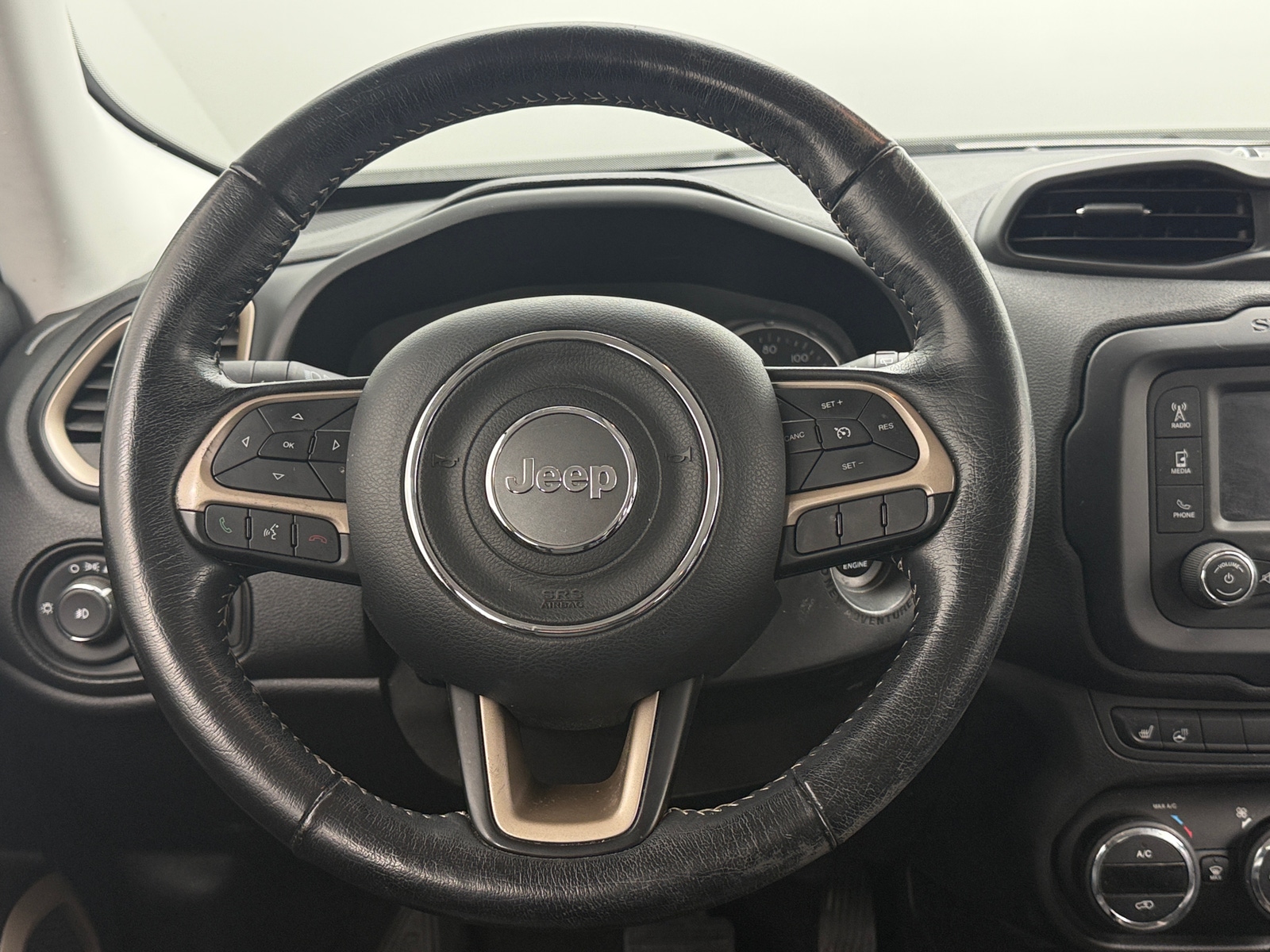 Thumbnail: 2017 Jeep Renegade - 4