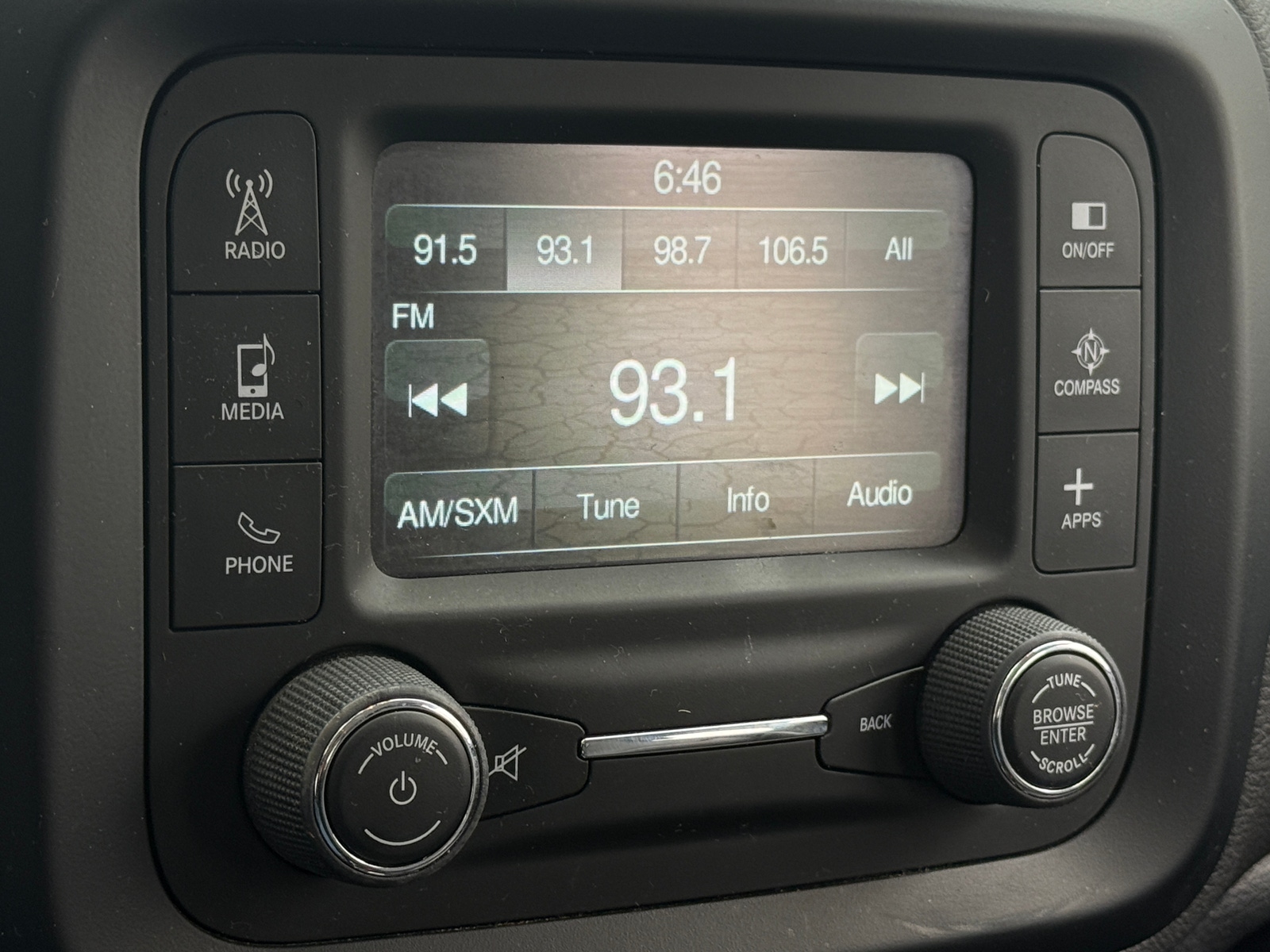 Thumbnail: 2017 Jeep Renegade - 3