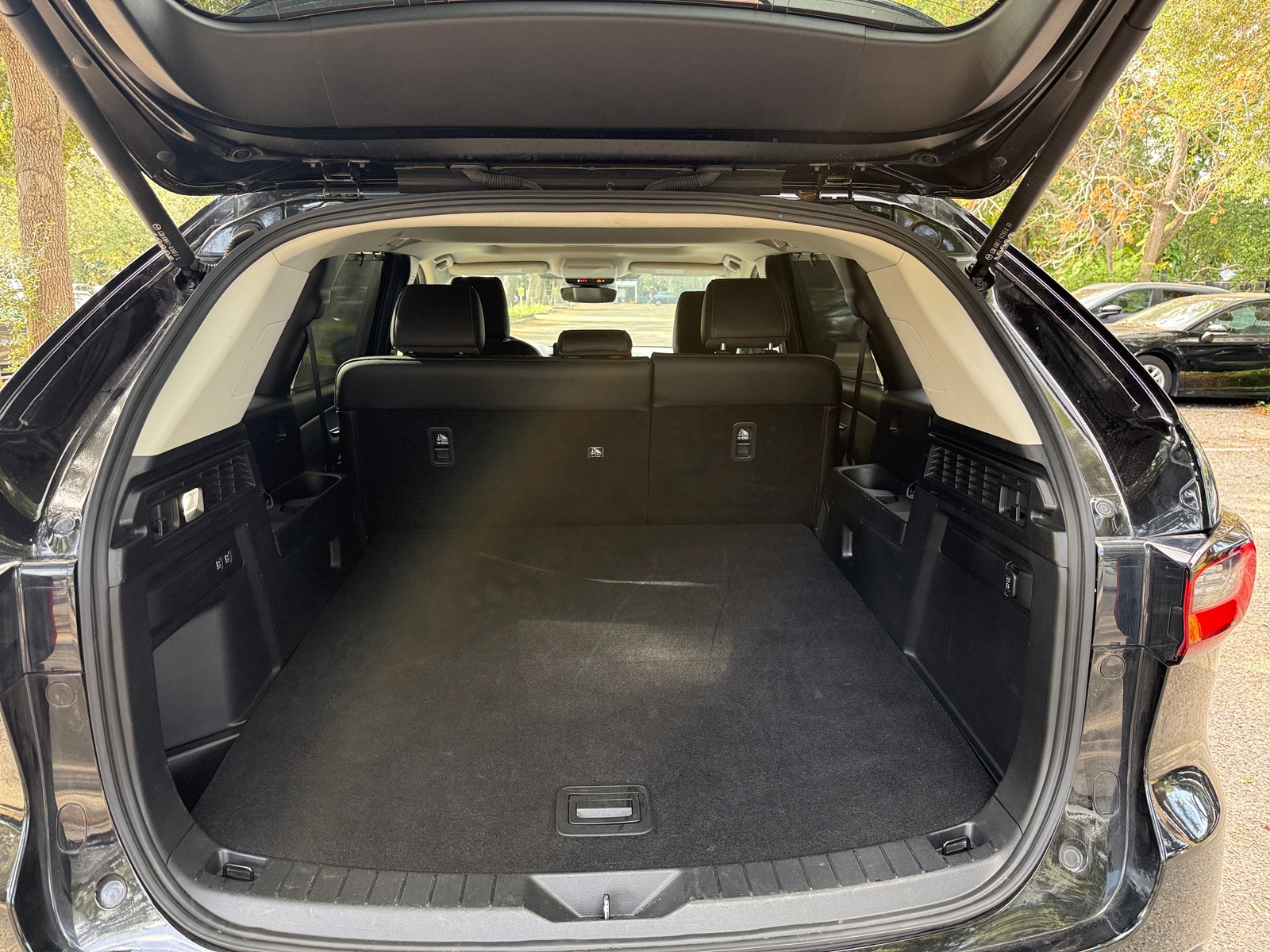 Thumbnail: 2025 Mazda CX-70 - 5