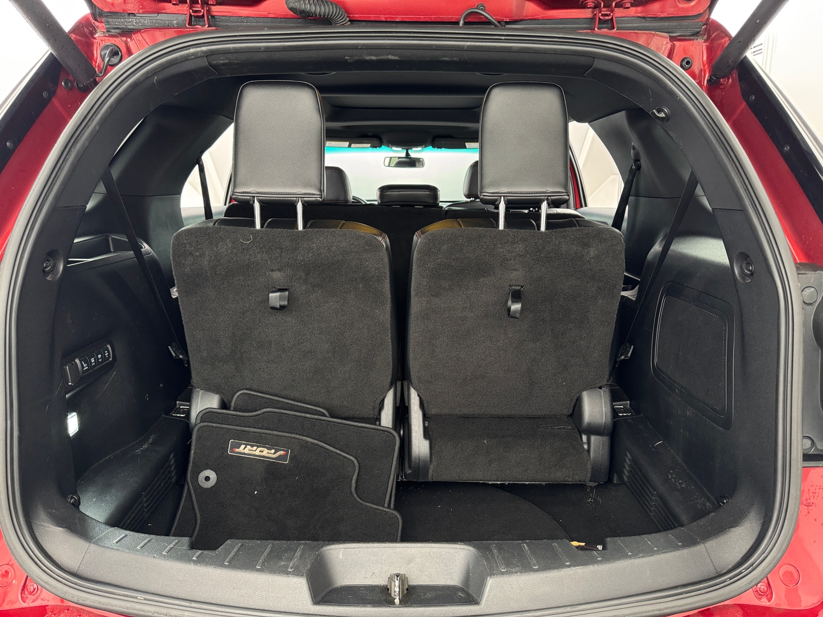 Thumbnail: 2016 Ford Explorer - 6