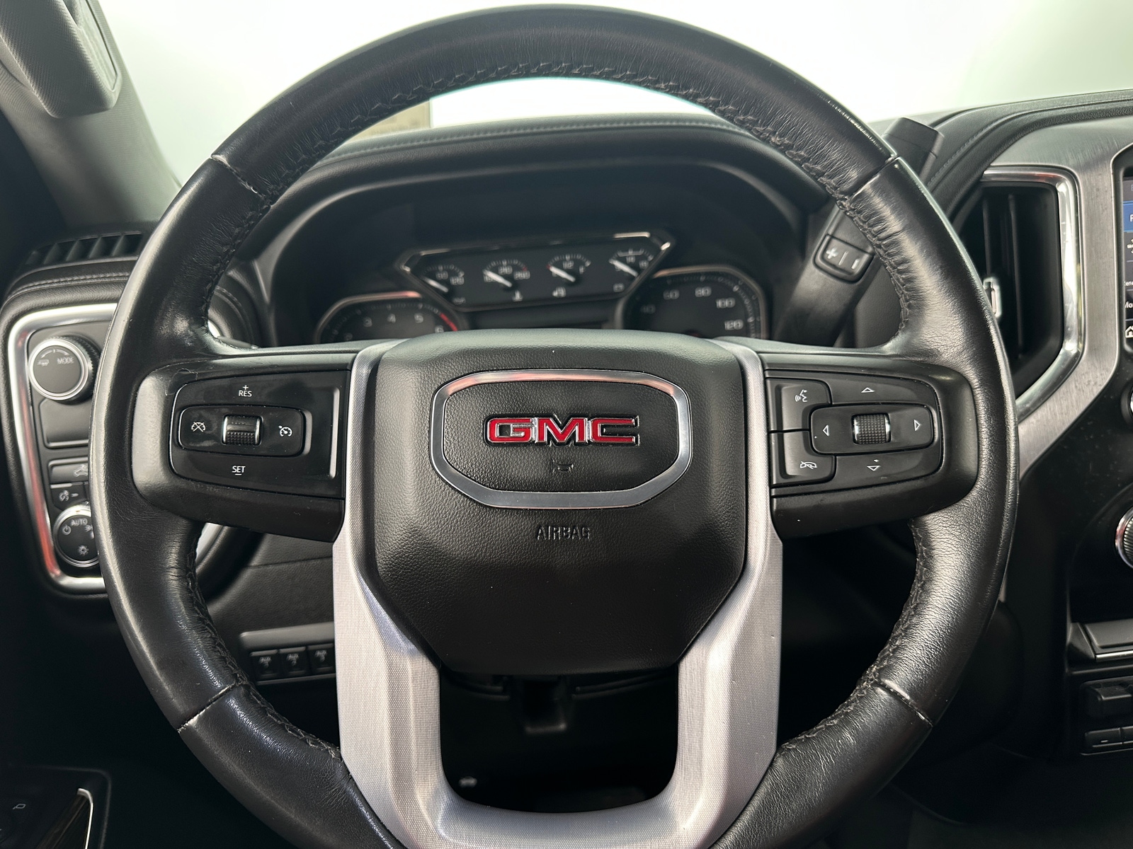 Thumbnail: 2021 GMC Sierra 2500 - 5