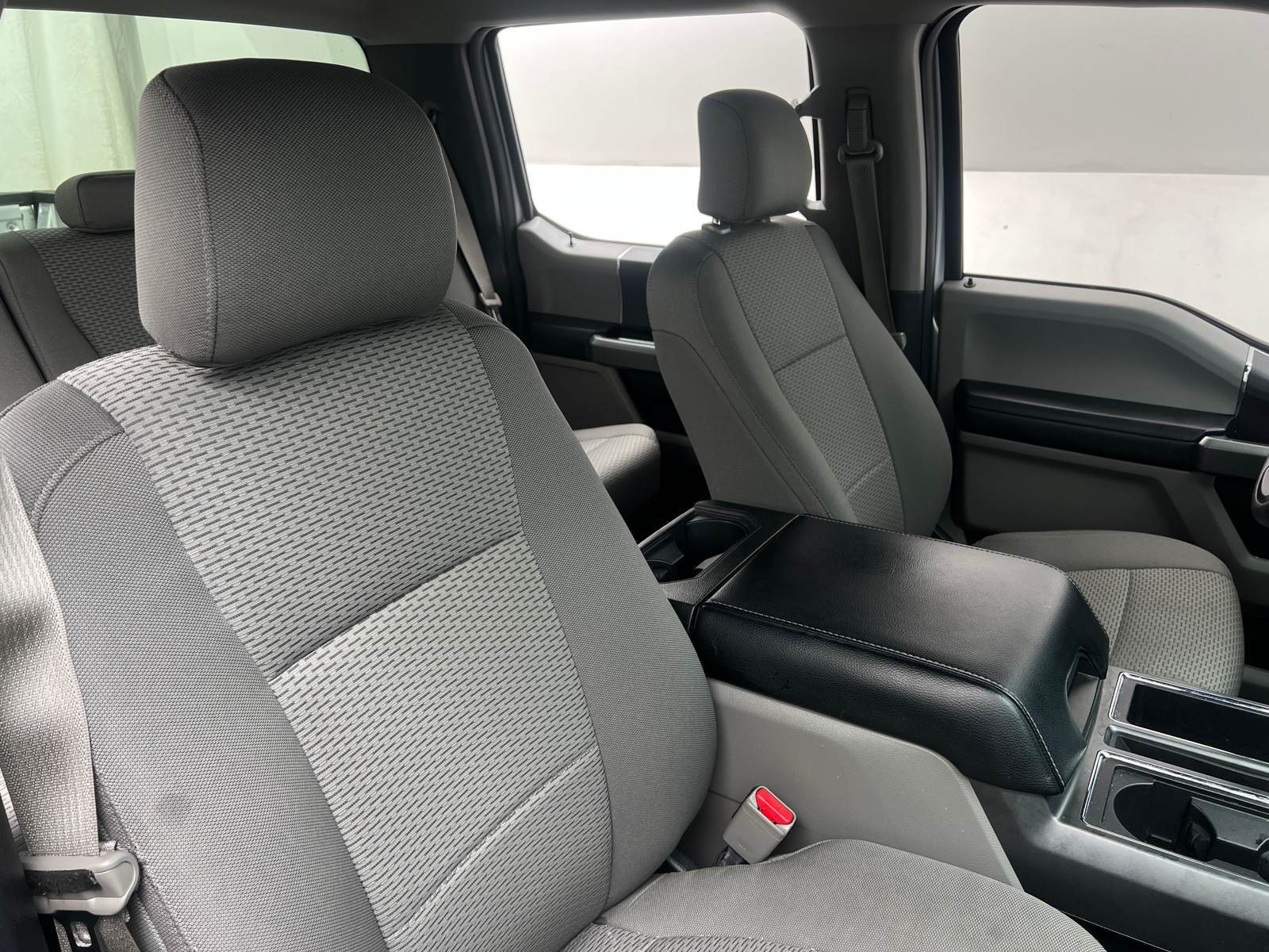 Thumbnail: 2016 Ford Econoline - 2