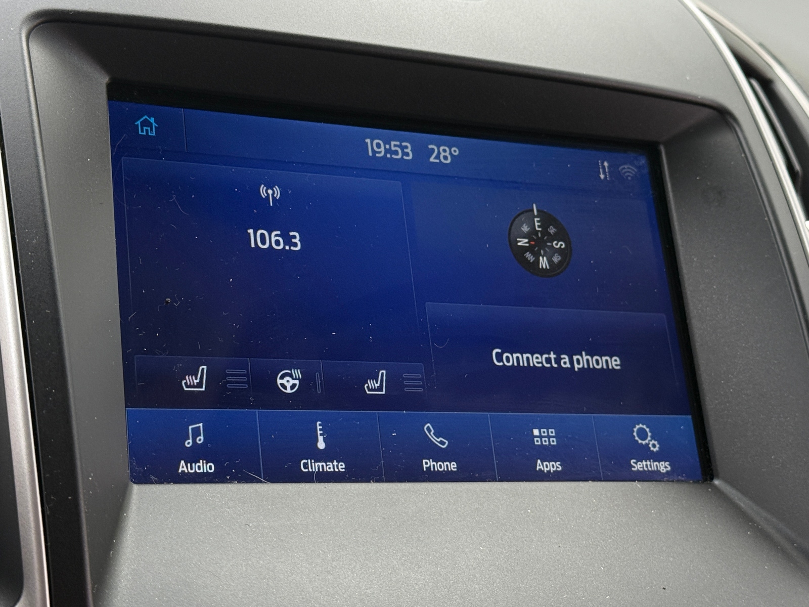 Thumbnail: 2019 Ford Edge - 4