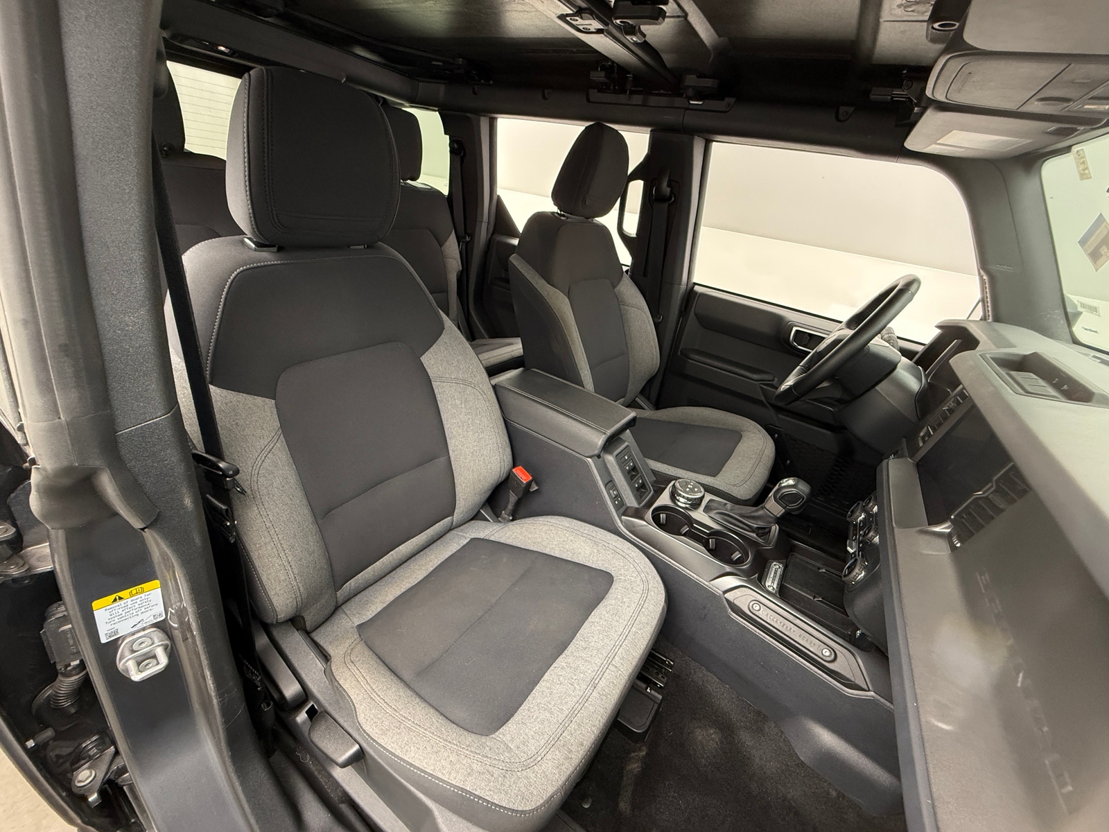 Thumbnail: 2025 Ford Bronco - 2