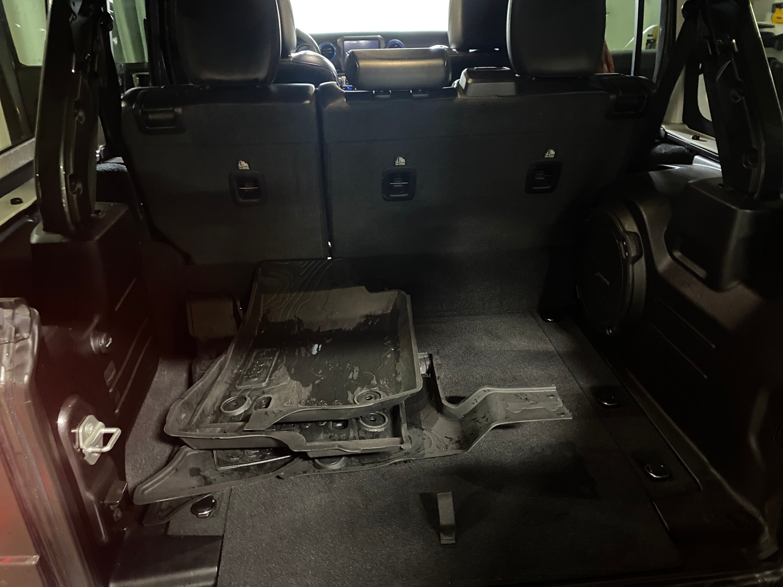 Thumbnail: 2021 Jeep Wrangler - 6